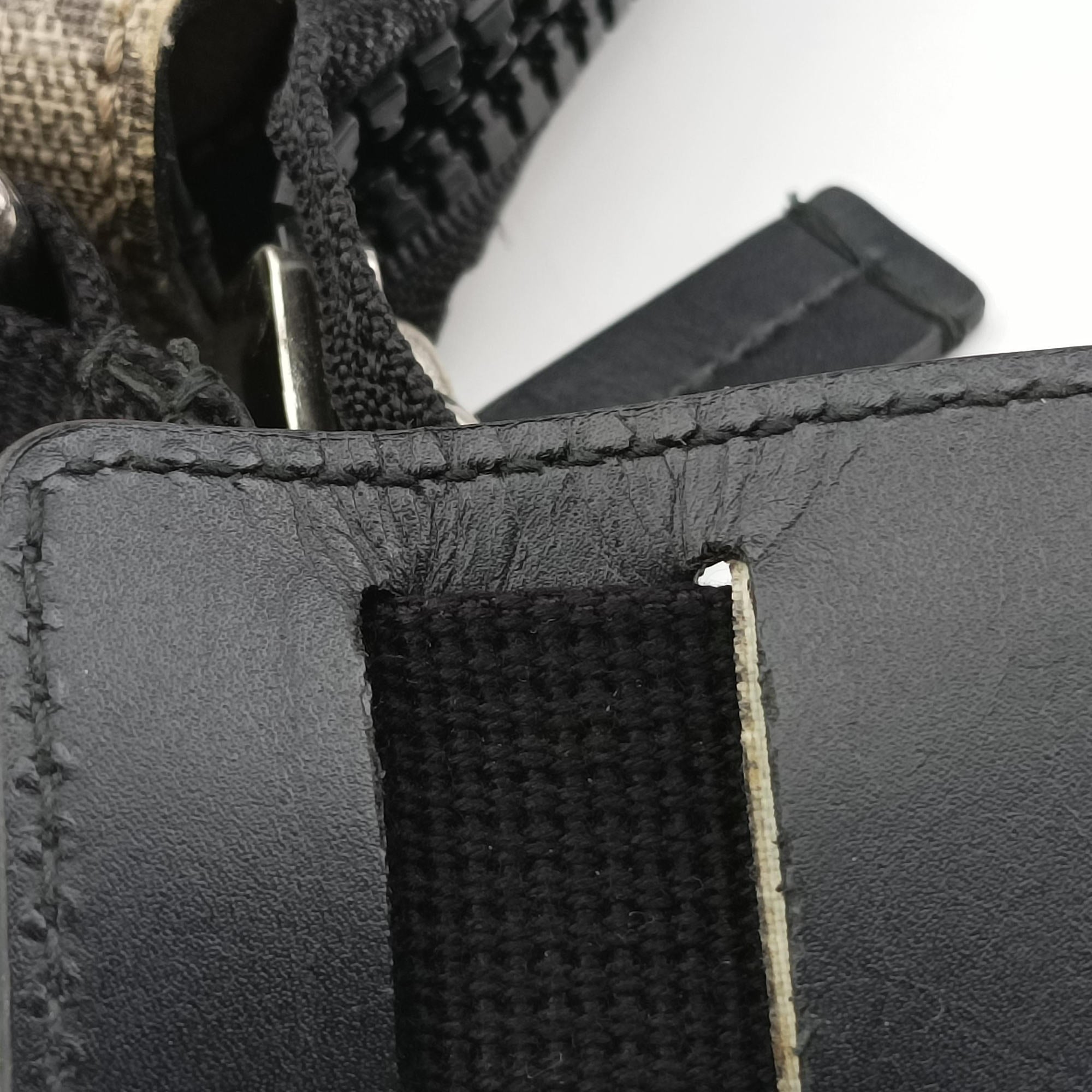 Pre-owned Gucci GG Supreme Flat Messenger Brown PVC coated canvas×Leather 406374 shoulderbag | stylenewstar