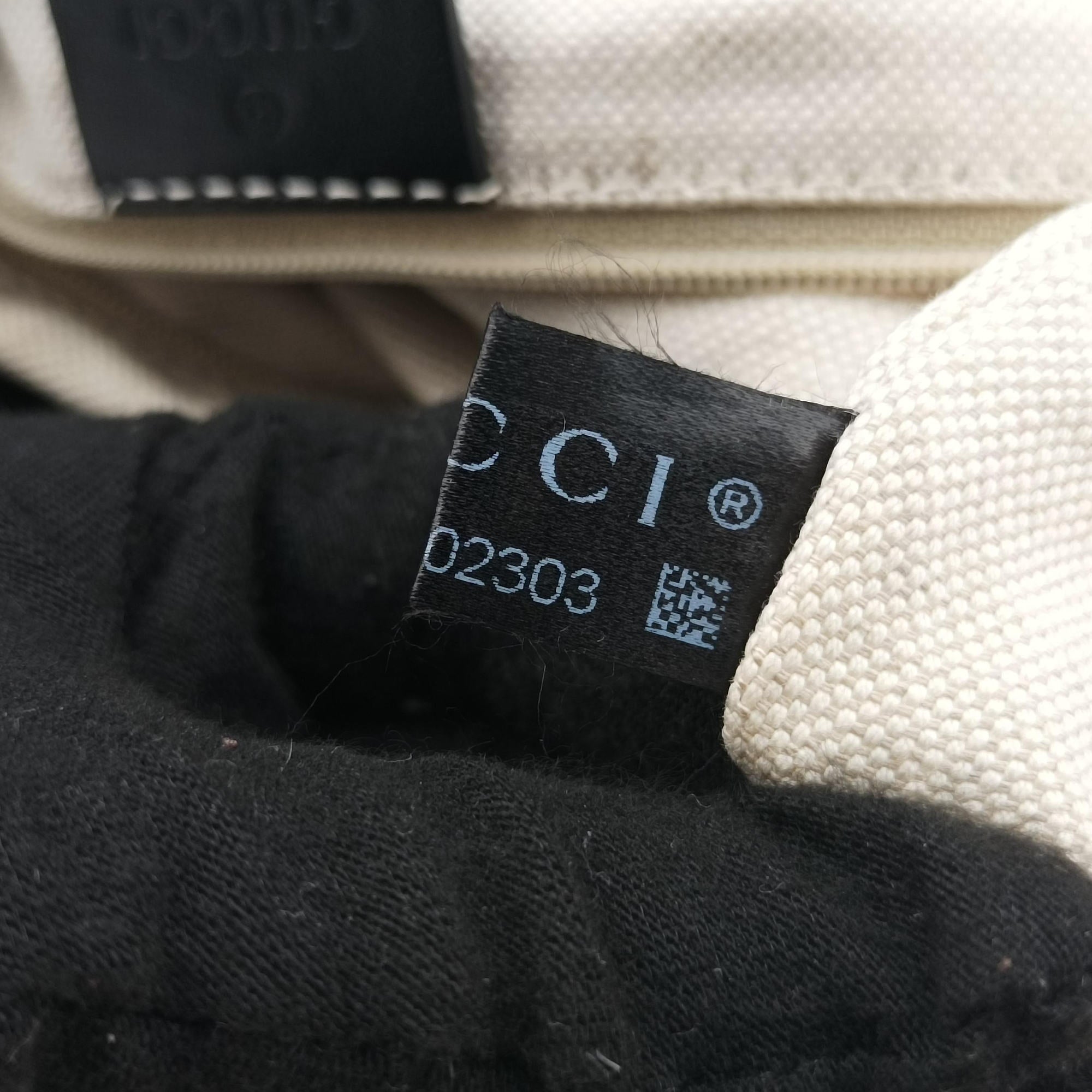 Pre-owned Gucci Sukey Black Canvas×Leather 247902 shoulderbag | stylenewstar