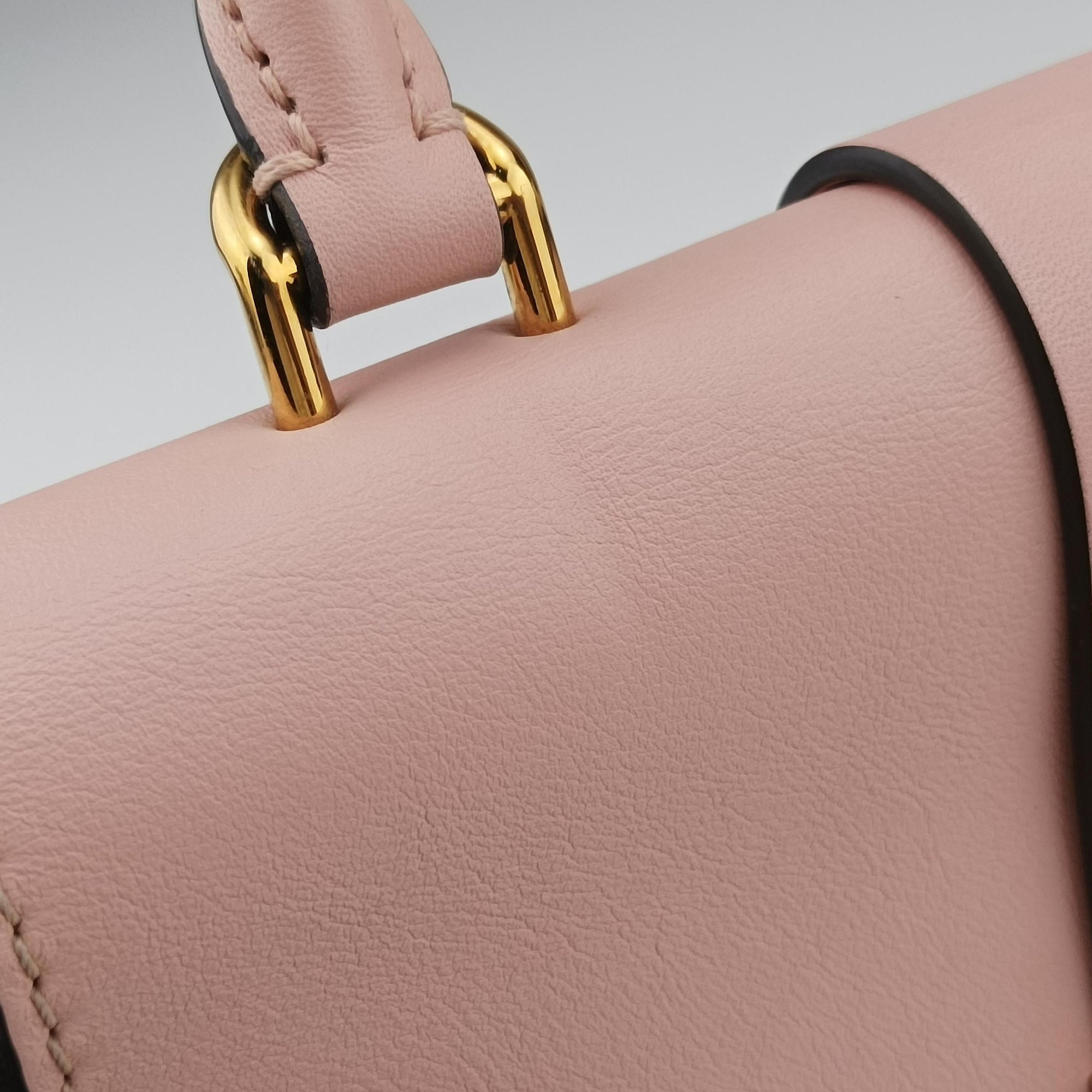 Pre-owned Louis Vuitton LOCKY BB Brown×ROSE POUDRE Monogram Canvas×calf leather M44080 shoulderbag | stylenewstar