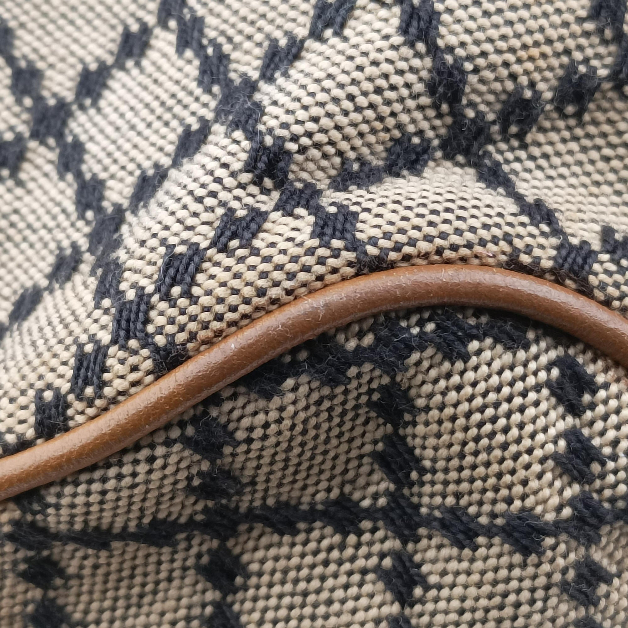 Vintage Gucci Sukey GUCCISSIMA Brown x Beige canvas×leather 223974 shoulderbag | stylenewstar