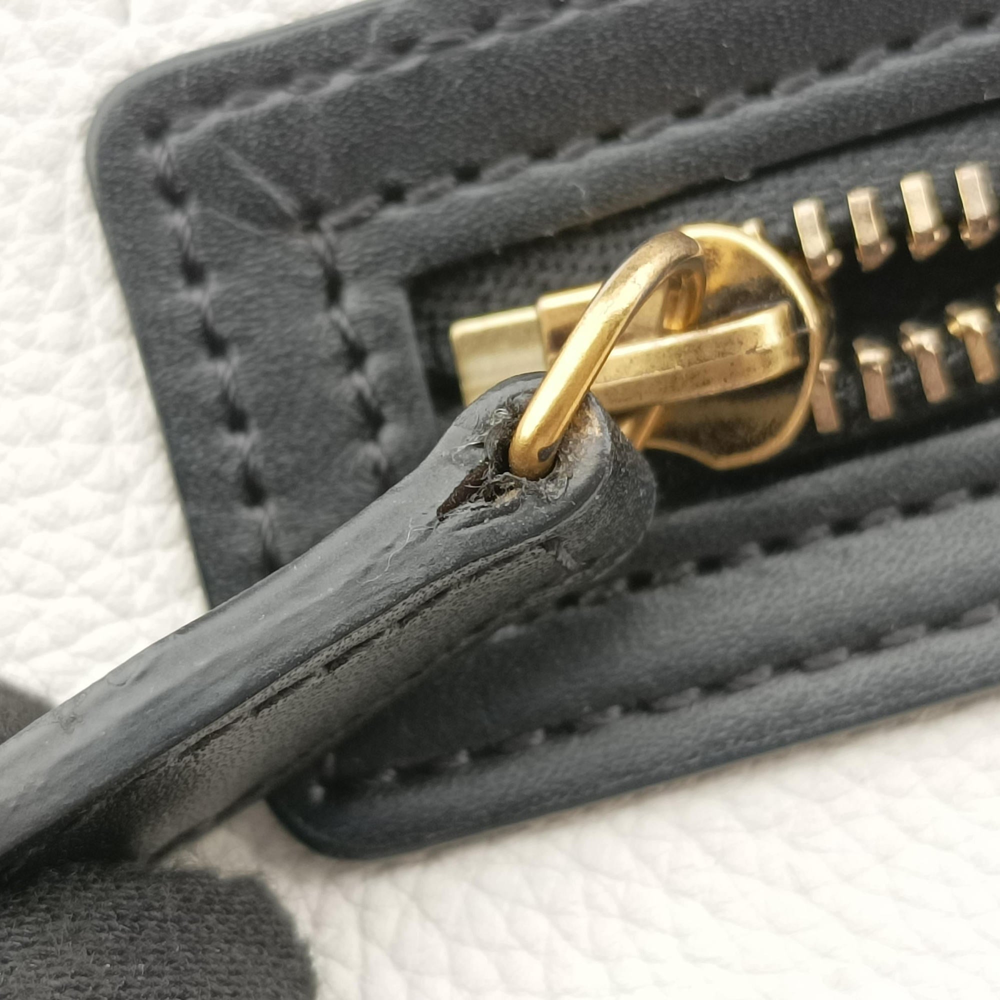 Pre-owned Celine Luggage nano Shopper Beige×white×black Leather  shoulderbag | stylenewstar