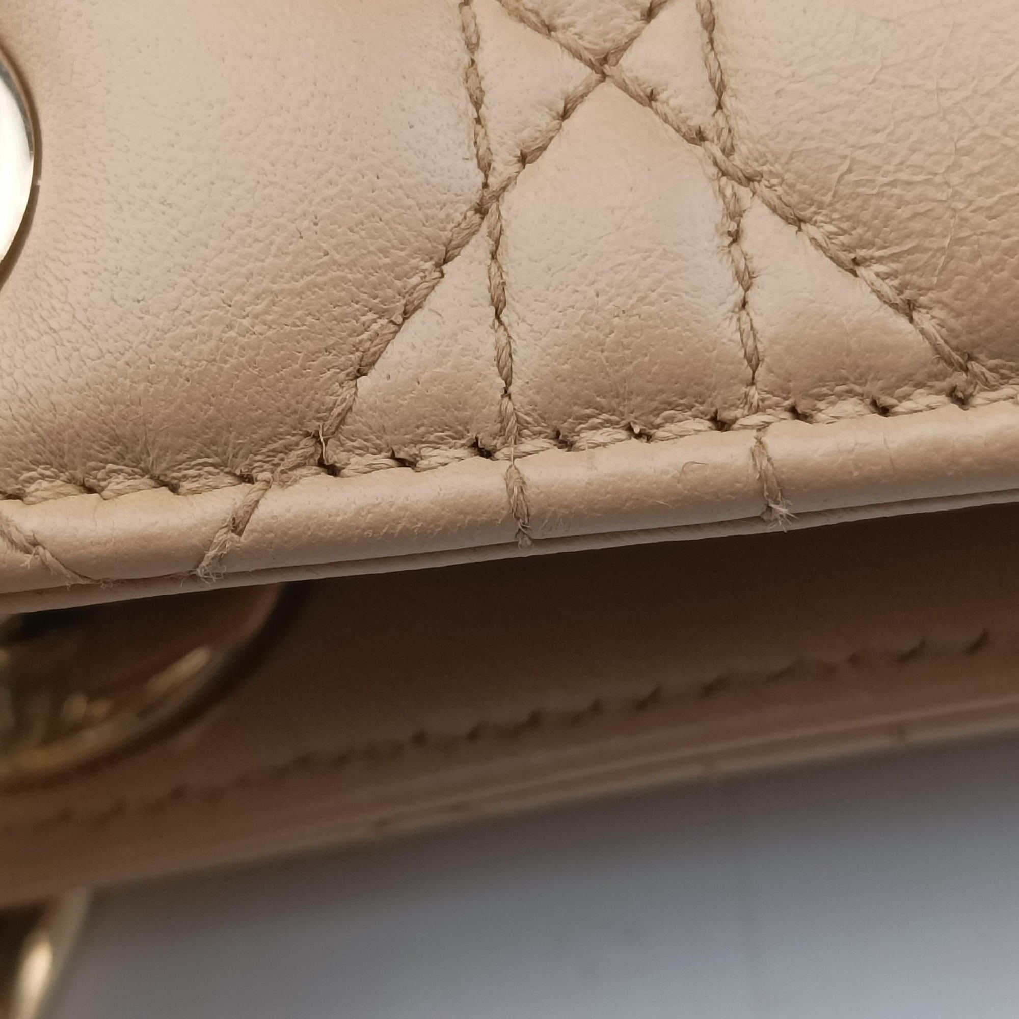 Pre-owned Christian Dior Lady Dior Beige lambskin  shoulderbag | stylenewstar