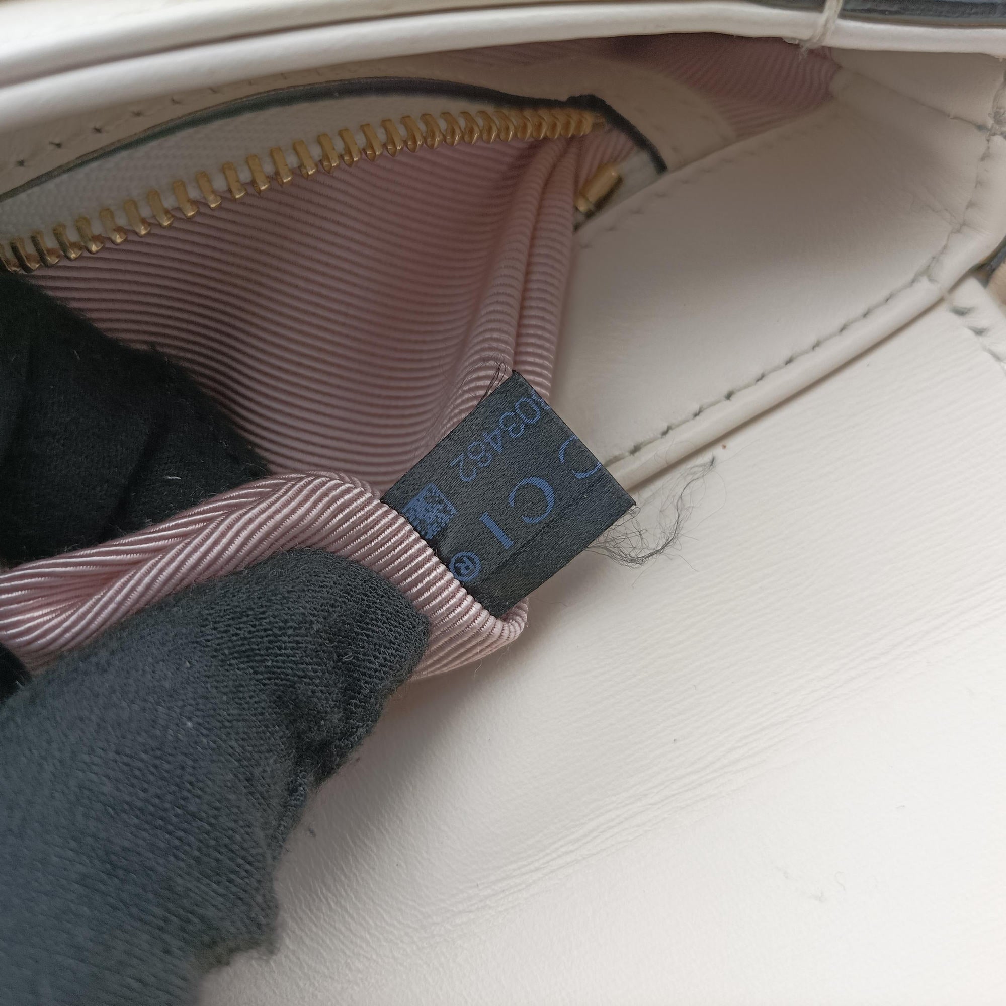 Pre-owned Gucci Arli White Leather 550129 shoulderbag | stylenewstar