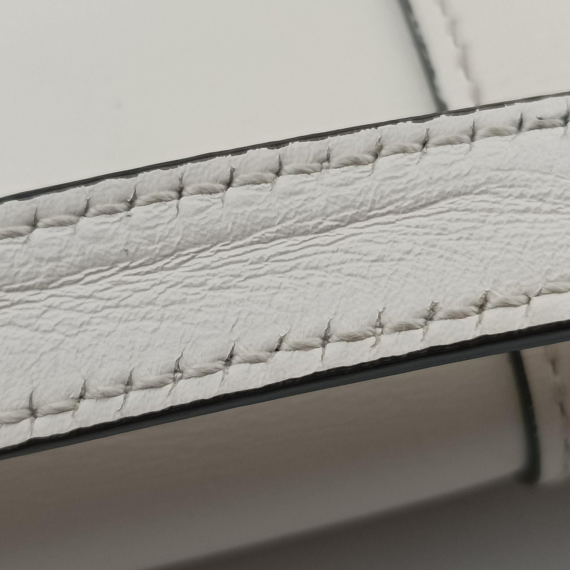 Pre-owned Gucci Arli White Leather 550129 shoulderbag | stylenewstar