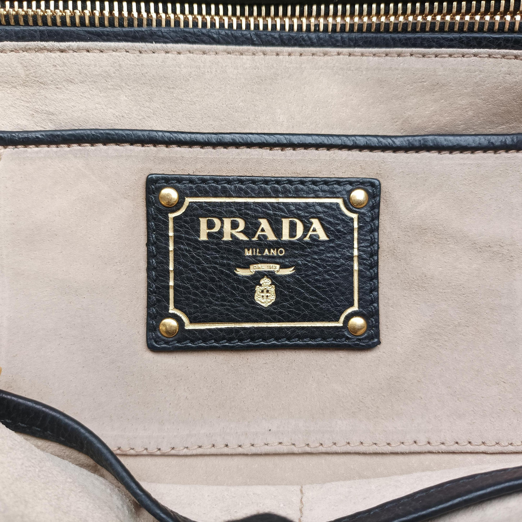 Pre-owned Prada Soft Shopping Black Leather  shoulderbag | stylenewstar