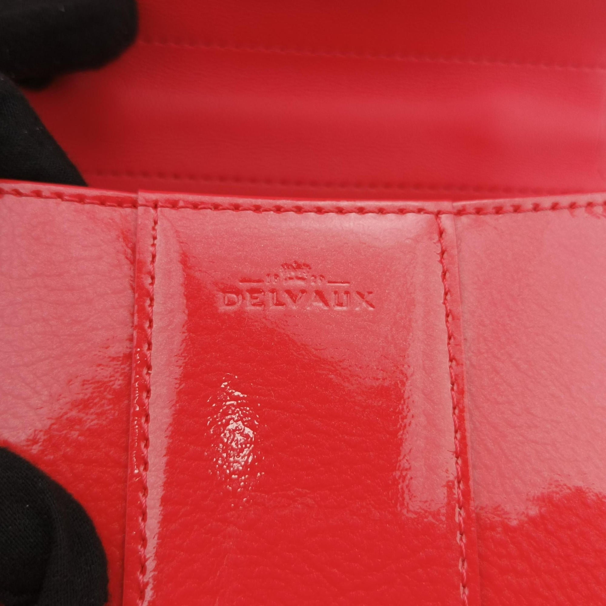 Secondhand Delvaux Brillant Mini Red Enamel  shoulderbag | stylenewstar