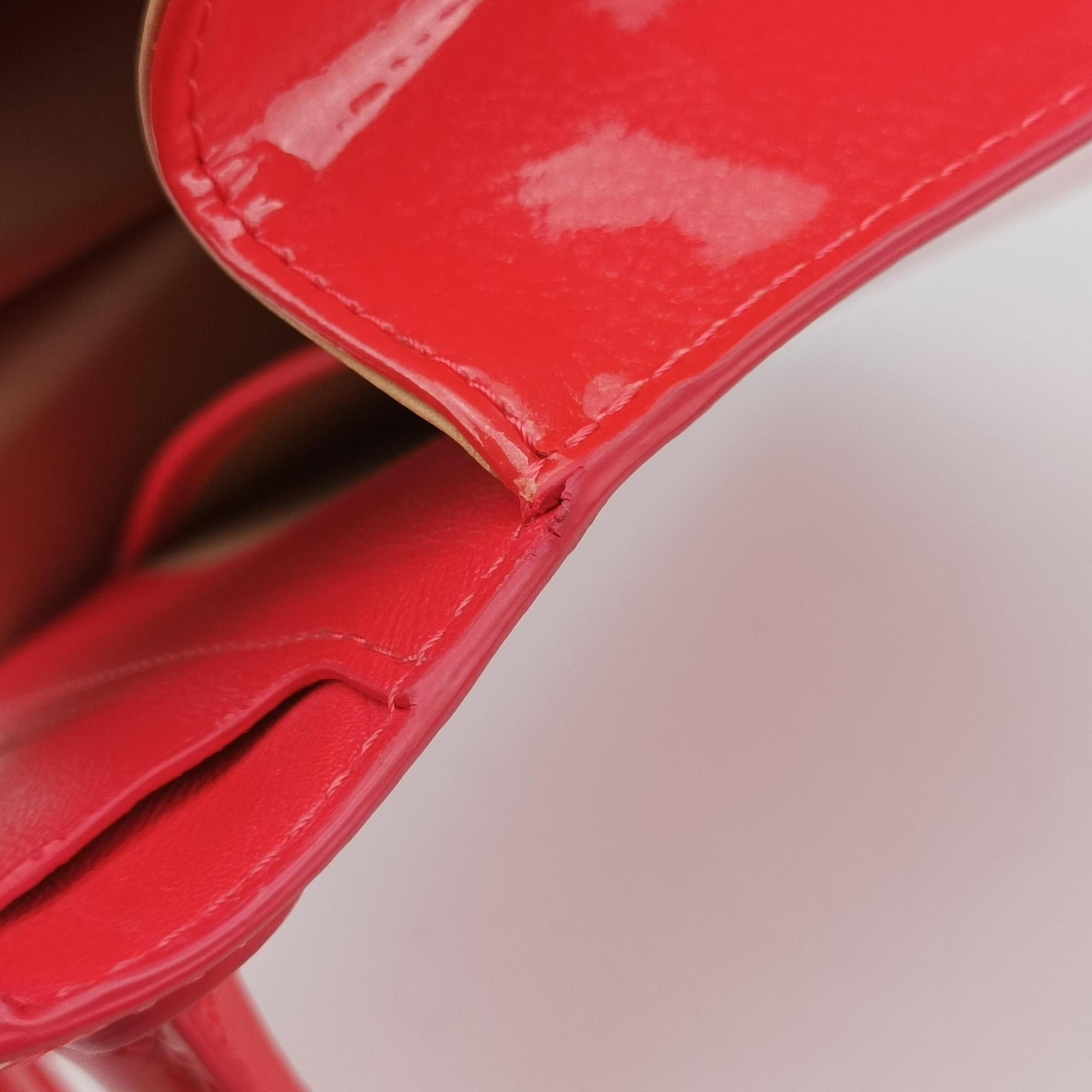 Secondhand Delvaux Brillant Mini Red Enamel  shoulderbag | stylenewstar