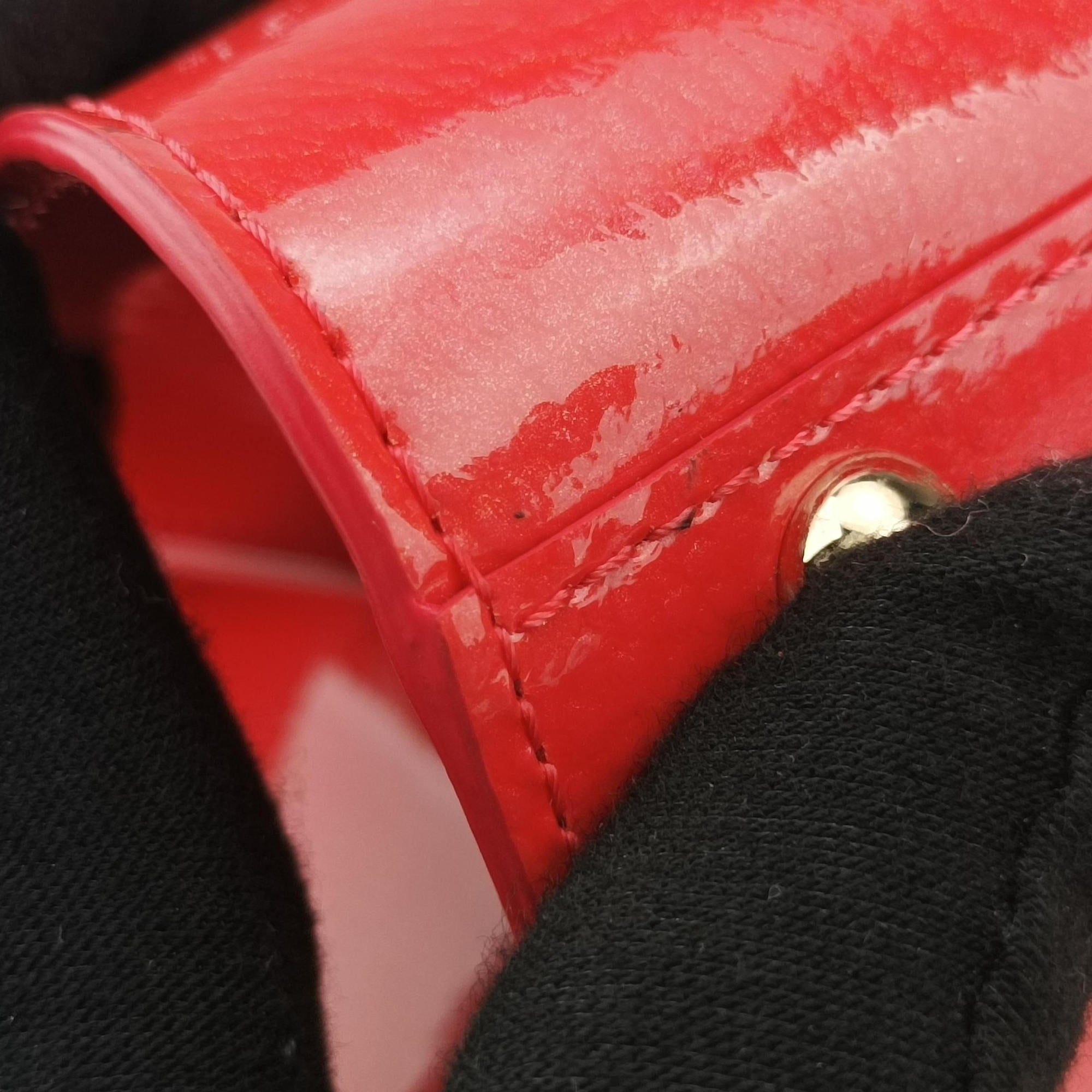 Secondhand Delvaux Brillant Mini Red Enamel  shoulderbag | stylenewstar