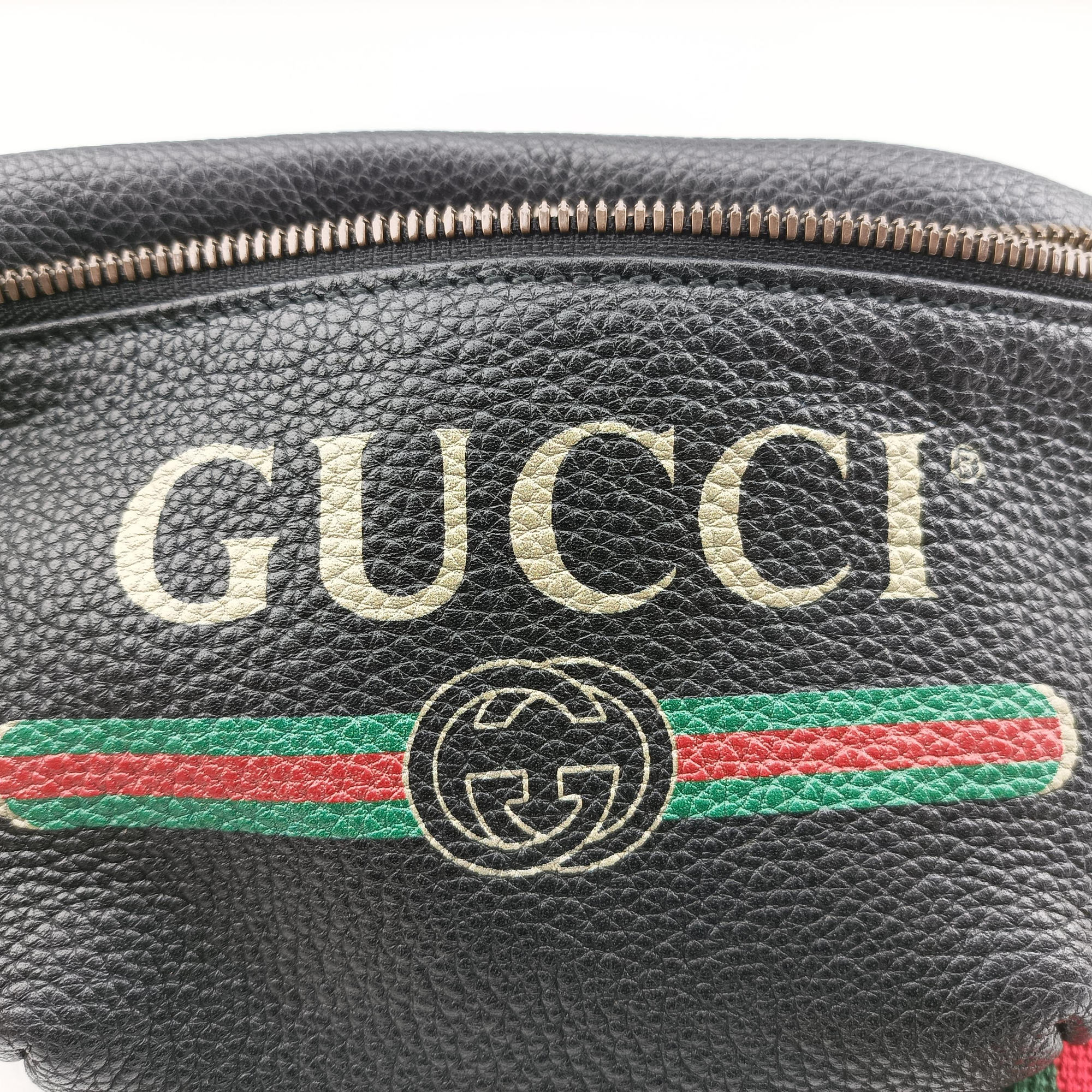 Pre-owned Gucci Print Black Leather 527792 bum bag/waist bag | stylenewstar