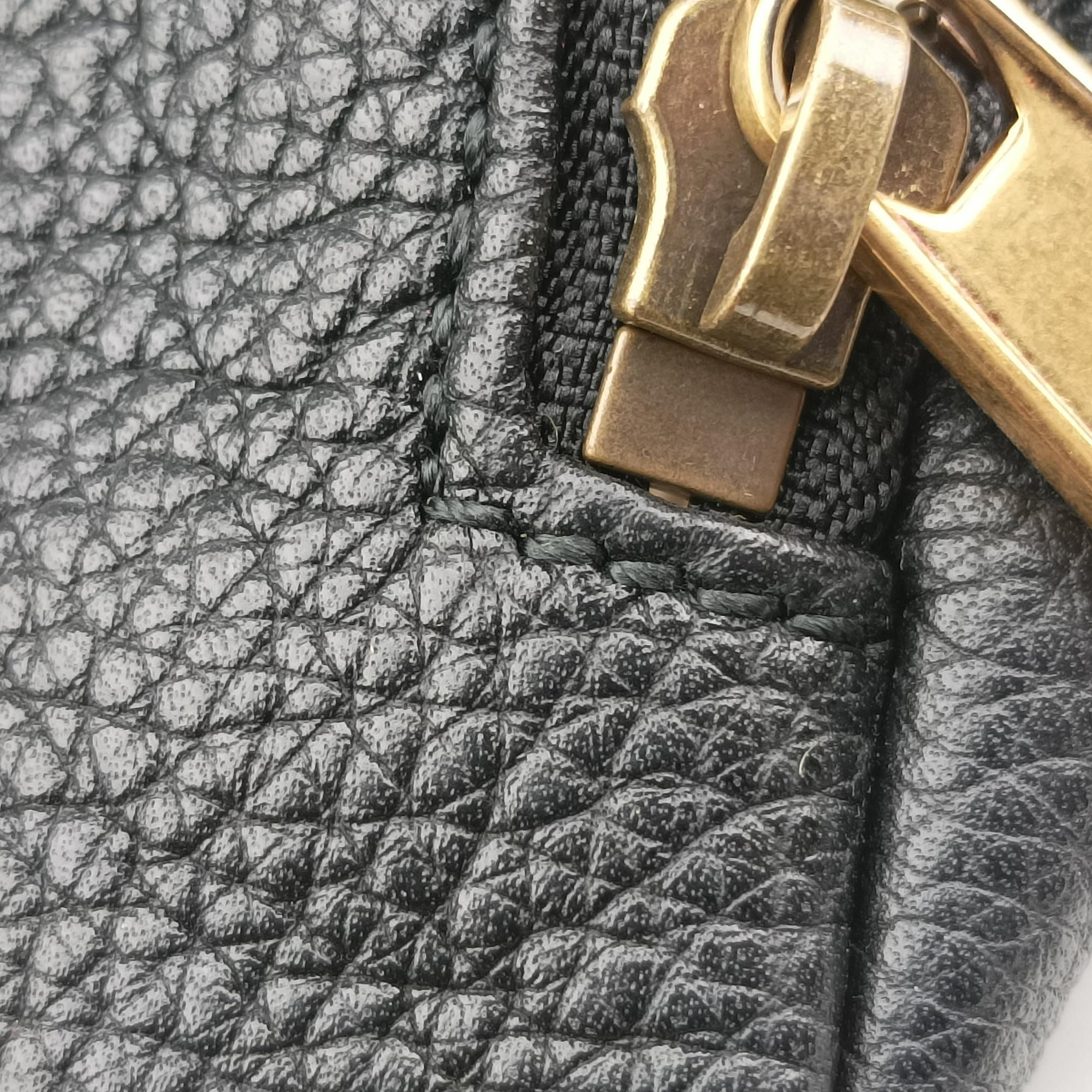 Pre-owned Gucci Print Black Leather 527792 bum bag/waist bag | stylenewstar