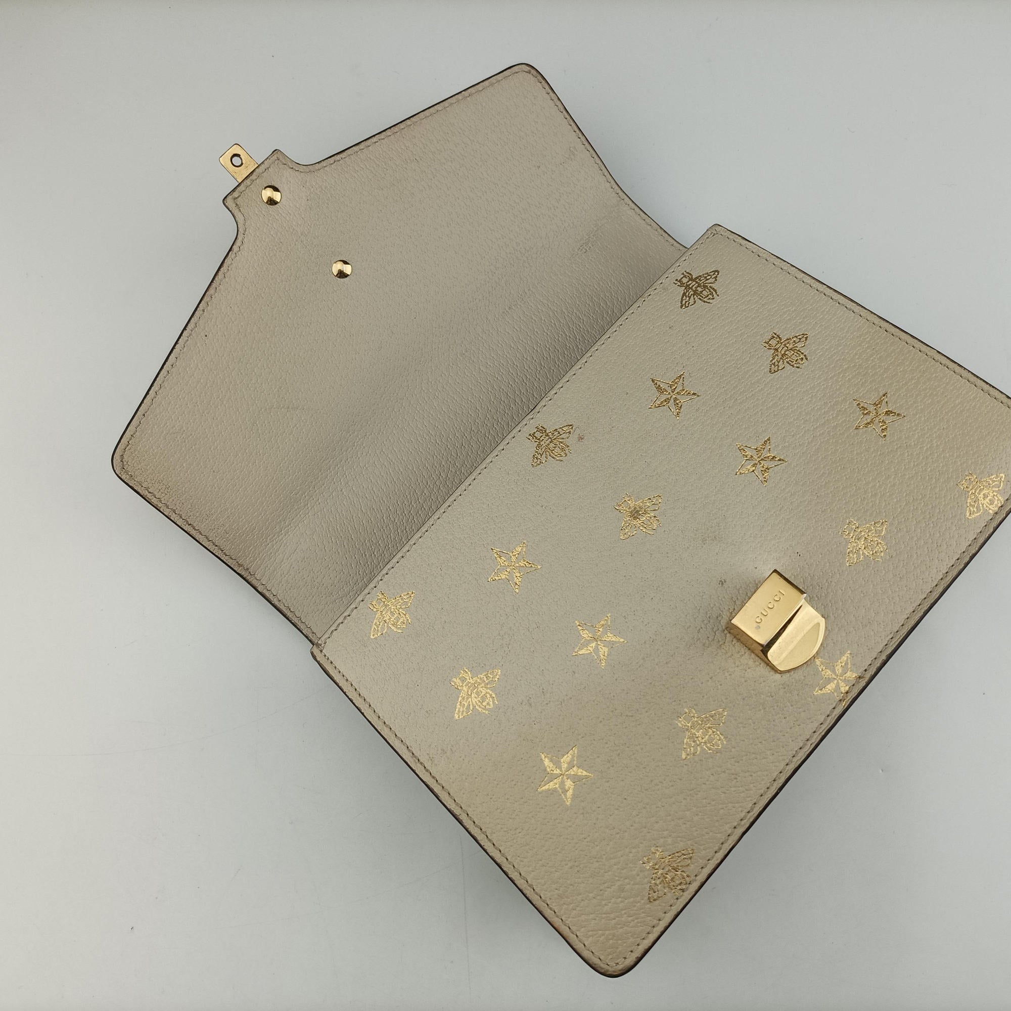 Pre-owned Gucci Sylvie Ivory×Navy×Red Leather 524405 shoulderbag | stylenewstar