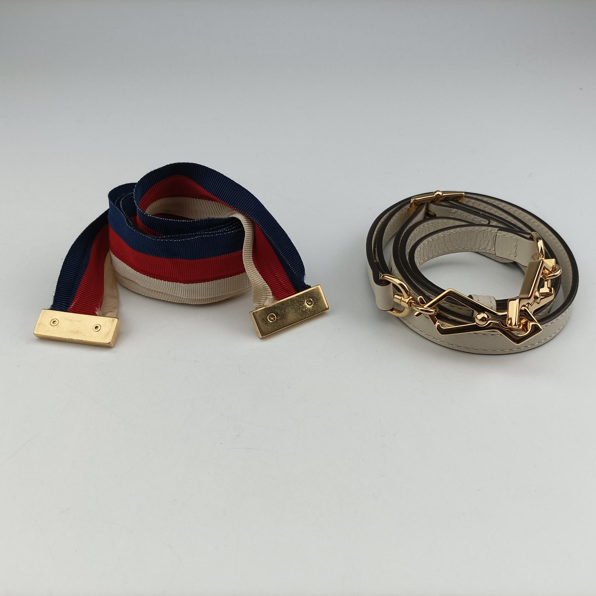 Pre-owned Gucci Sylvie Ivory×Navy×Red Leather 524405 shoulderbag | stylenewstar