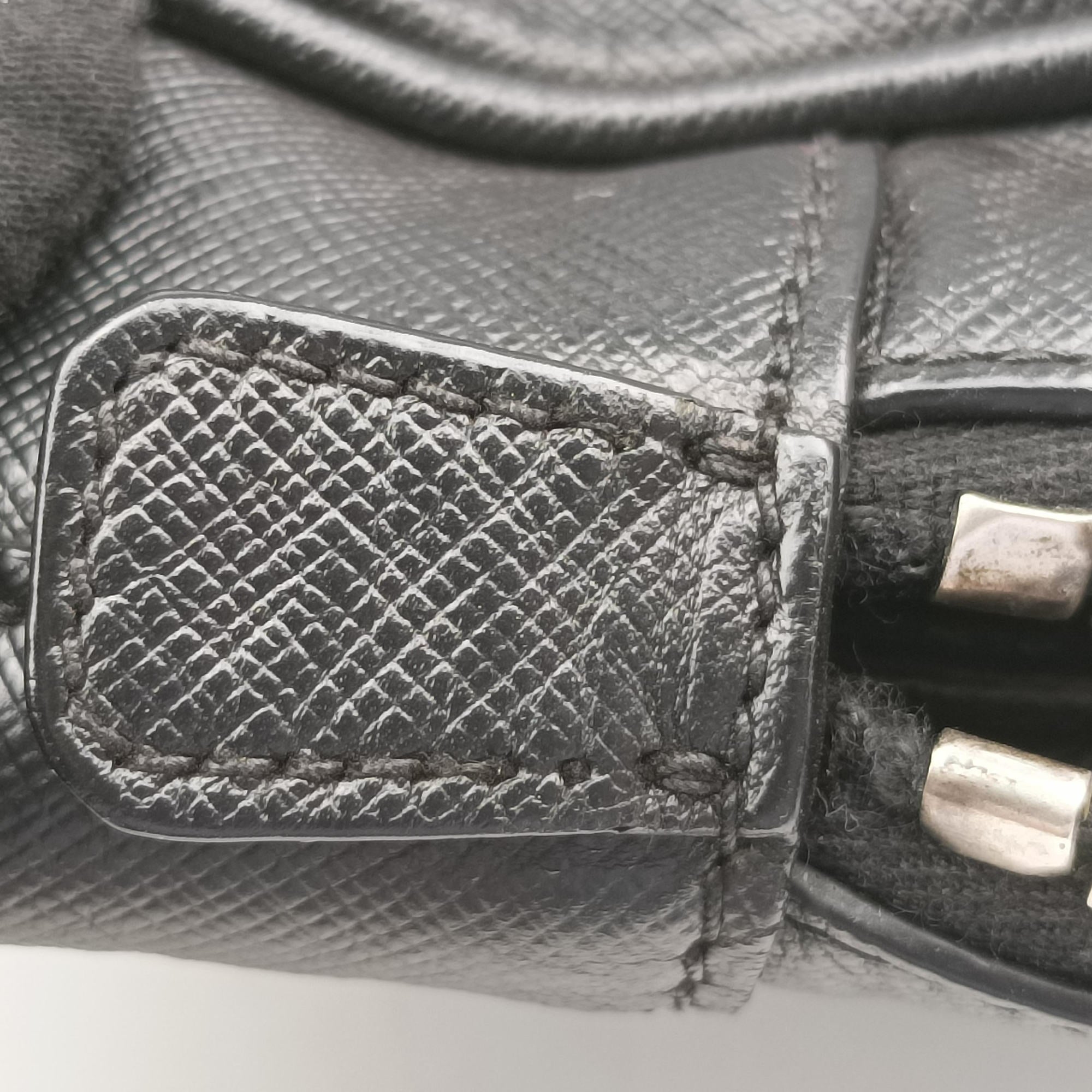 Pre-owned Prada Push-Lock Briefcases Black Saffiano Leather  handbag | stylenewstar
