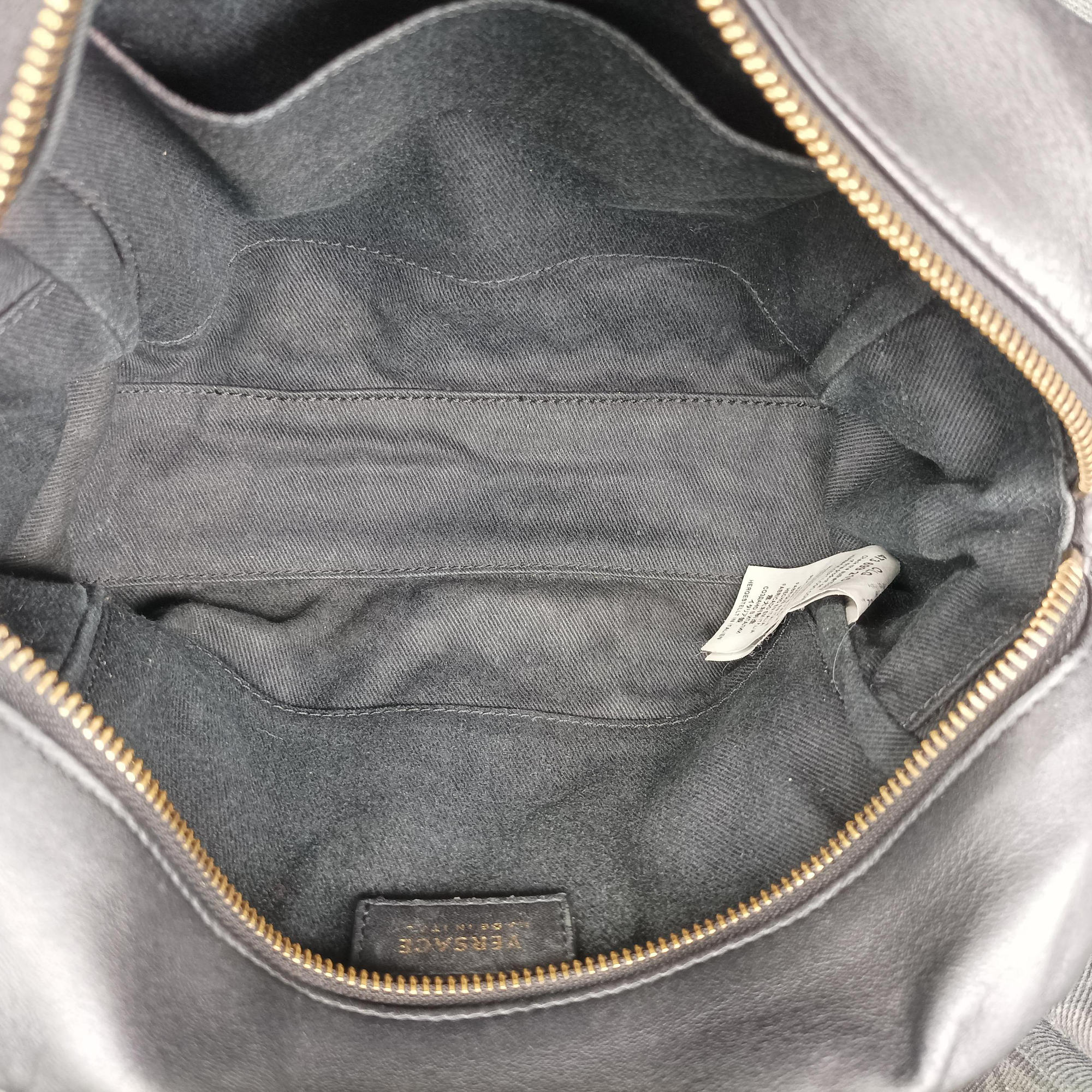 Pre-owned VERSACE Devotion Black Leather  handbag | stylenewstar