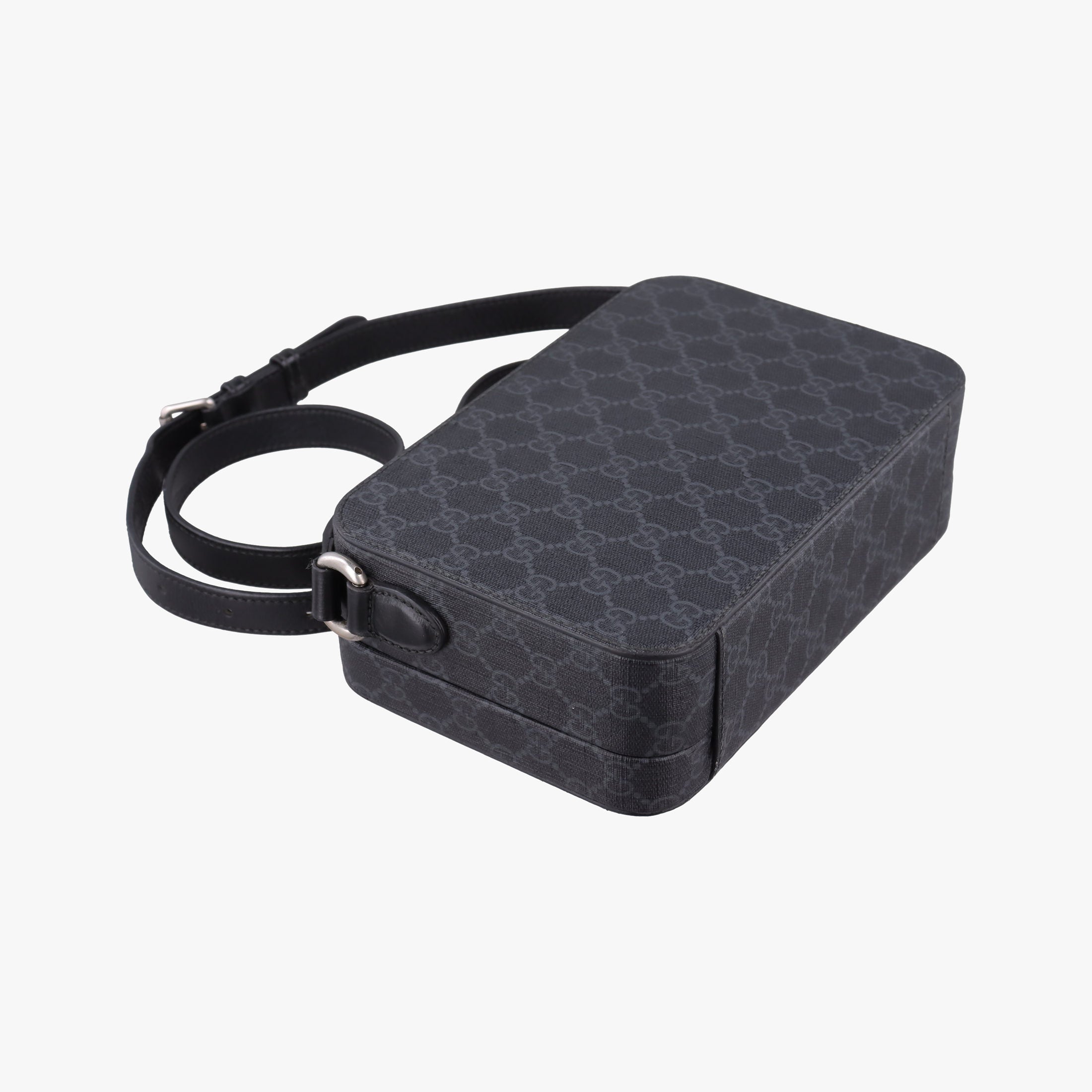 Pre-owned Gucci Interlocking G Grey PVC coated canvas 724717 shoulderbag | stylenewstar