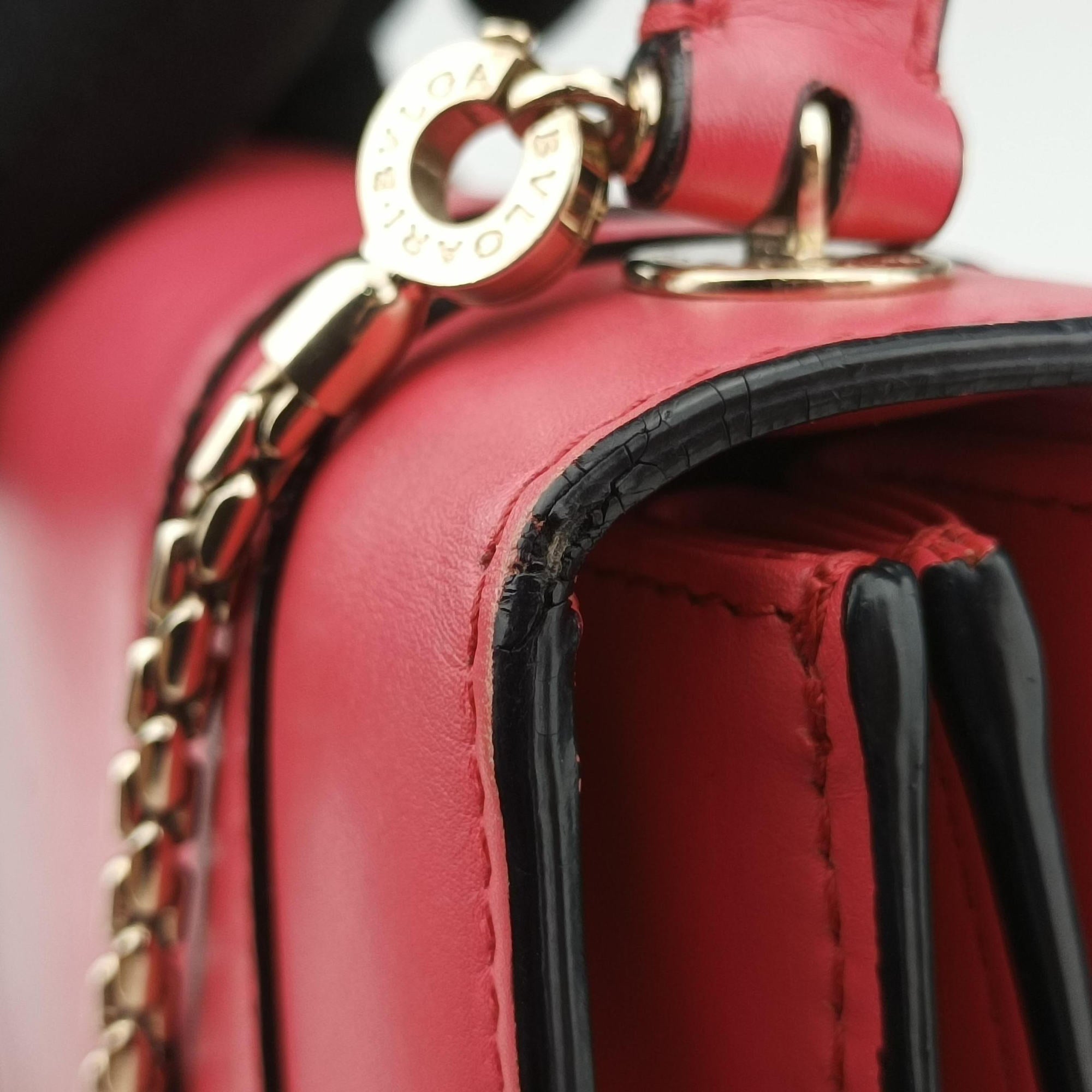 Secondhand Bvlgari SERPENTI FOREVER Pink Leather  shoulderbag | stylenewstar