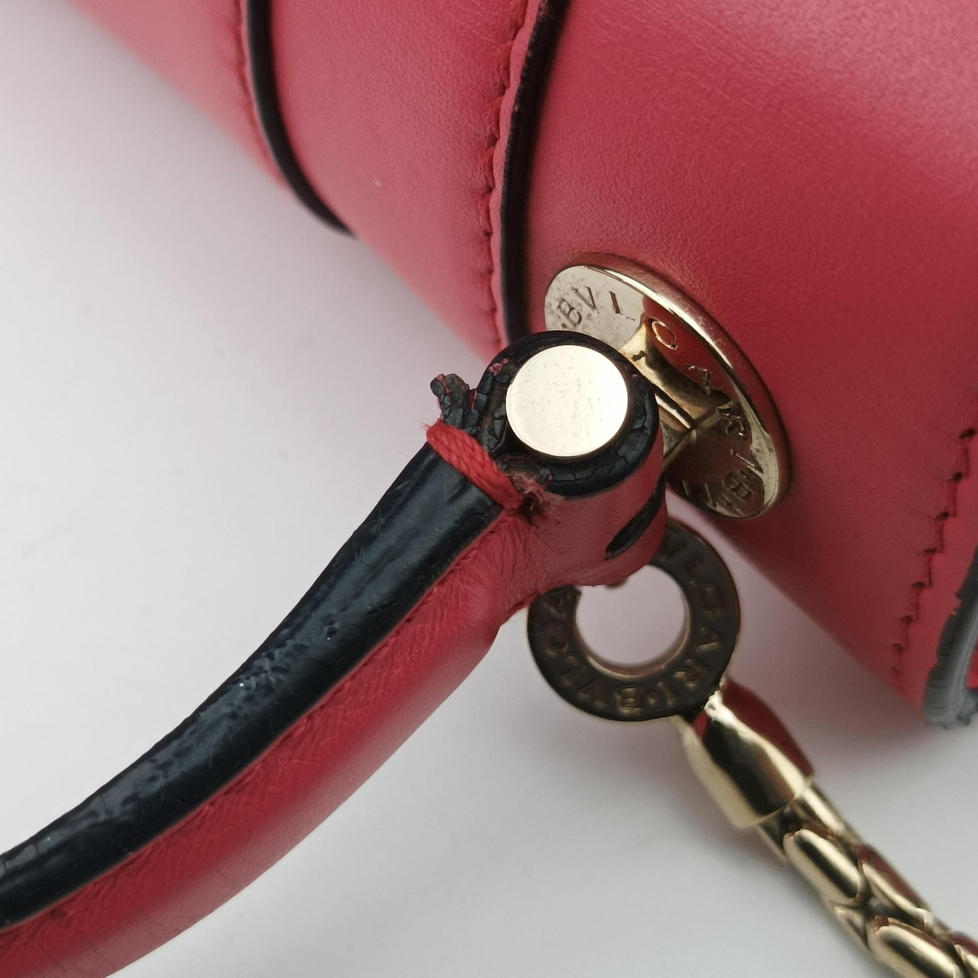 Secondhand Bvlgari SERPENTI FOREVER Pink Leather  shoulderbag | stylenewstar