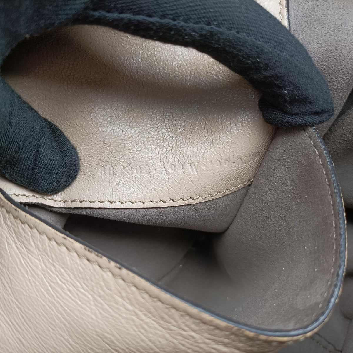 Secondhand Fendi Flip Beige×Brown Leather×Suede 8BT302 shoulderbag | stylenewstar