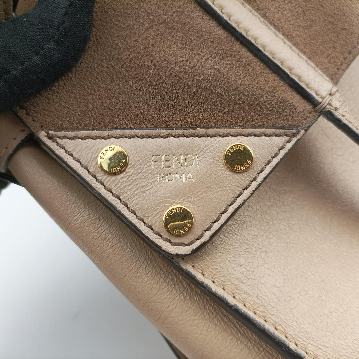 Secondhand Fendi Flip Beige×Brown Leather×Suede 8BT302 shoulderbag | stylenewstar