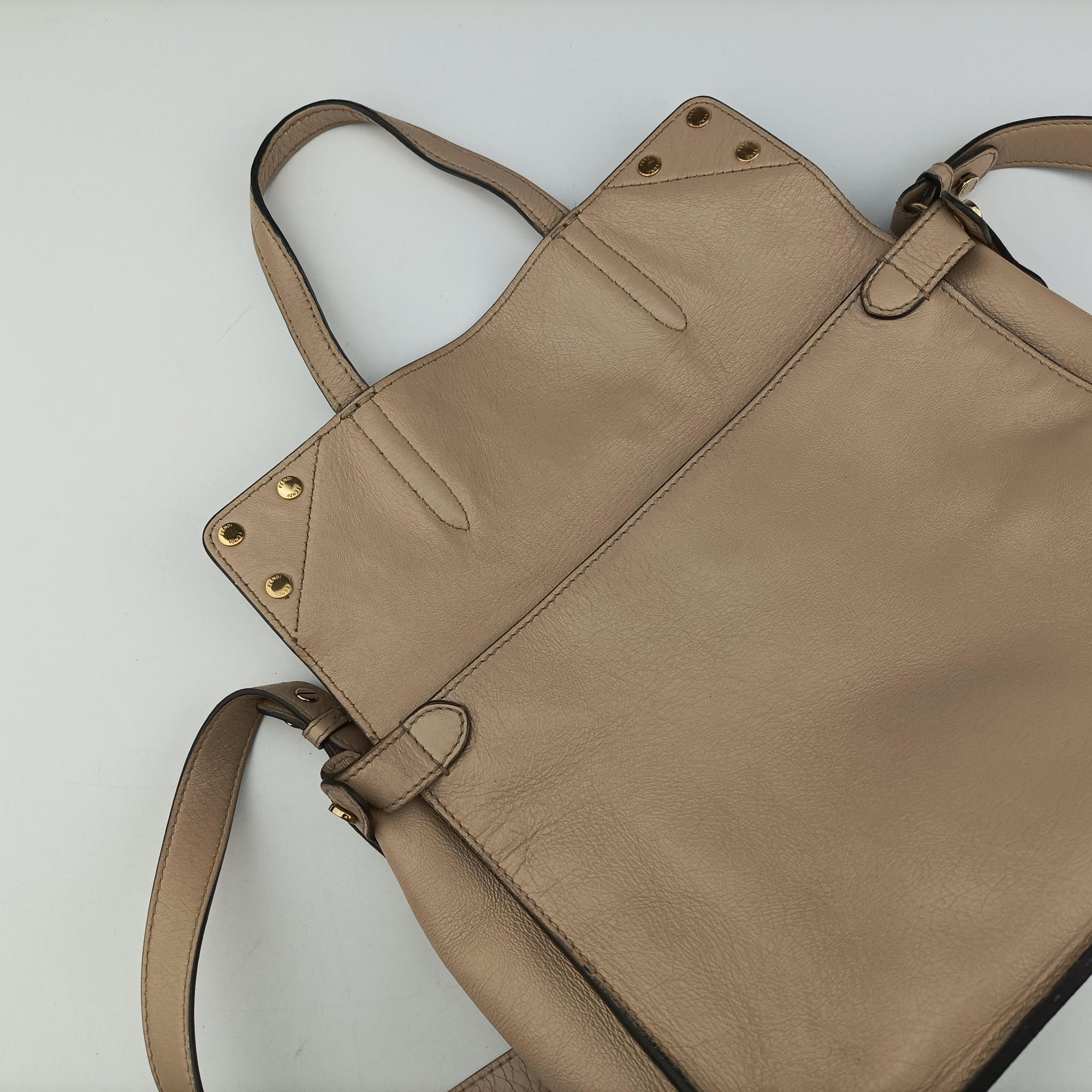 Secondhand Fendi Flip Beige×Brown Leather×Suede 8BT302 shoulderbag | stylenewstar