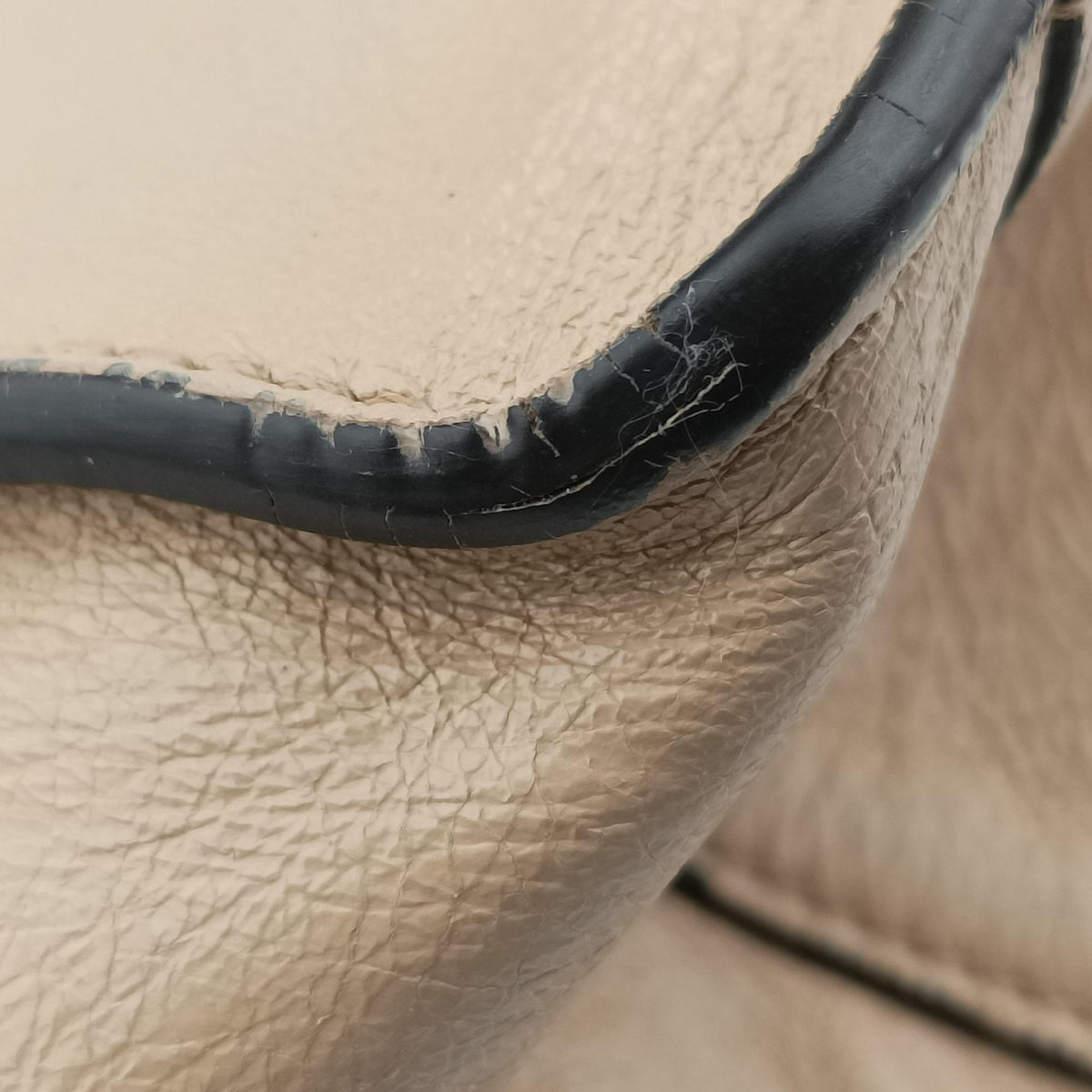 Secondhand Fendi Flip Beige×Brown Leather×Suede 8BT302 shoulderbag | stylenewstar