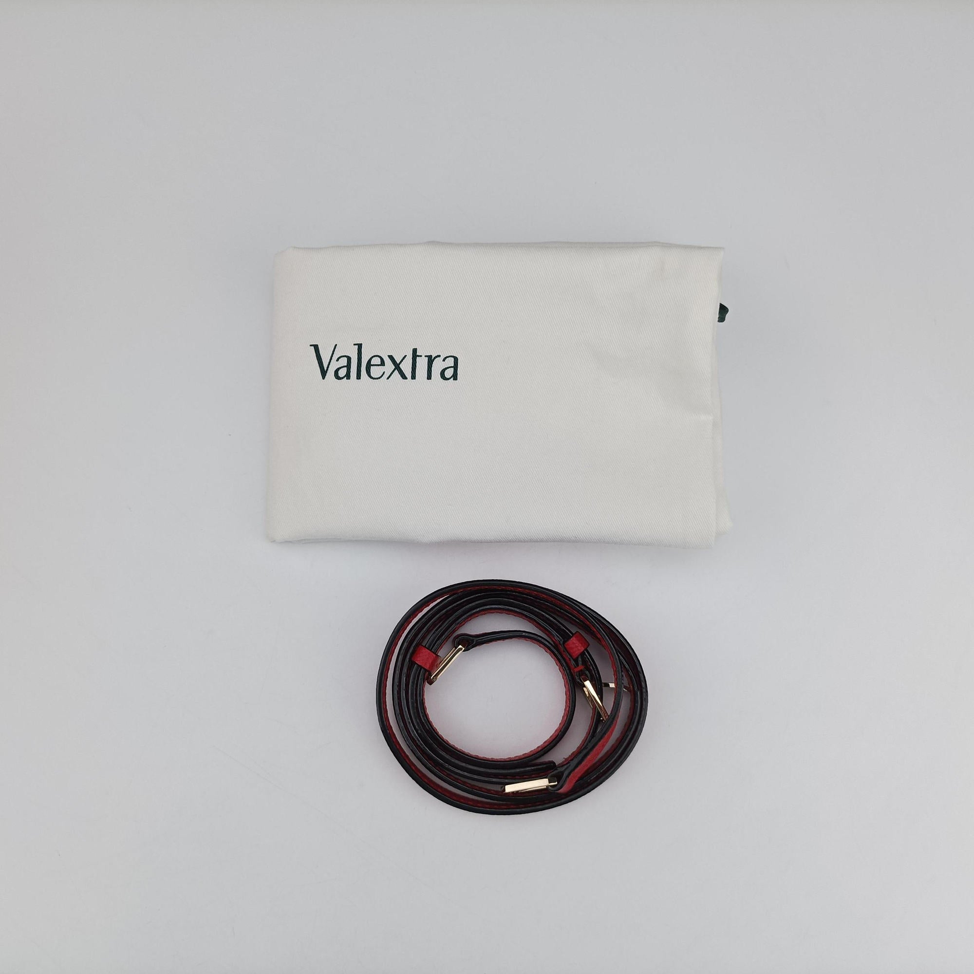 Secondhand Valextra Iside Red Calfskin  shoulderbag | stylenewstar