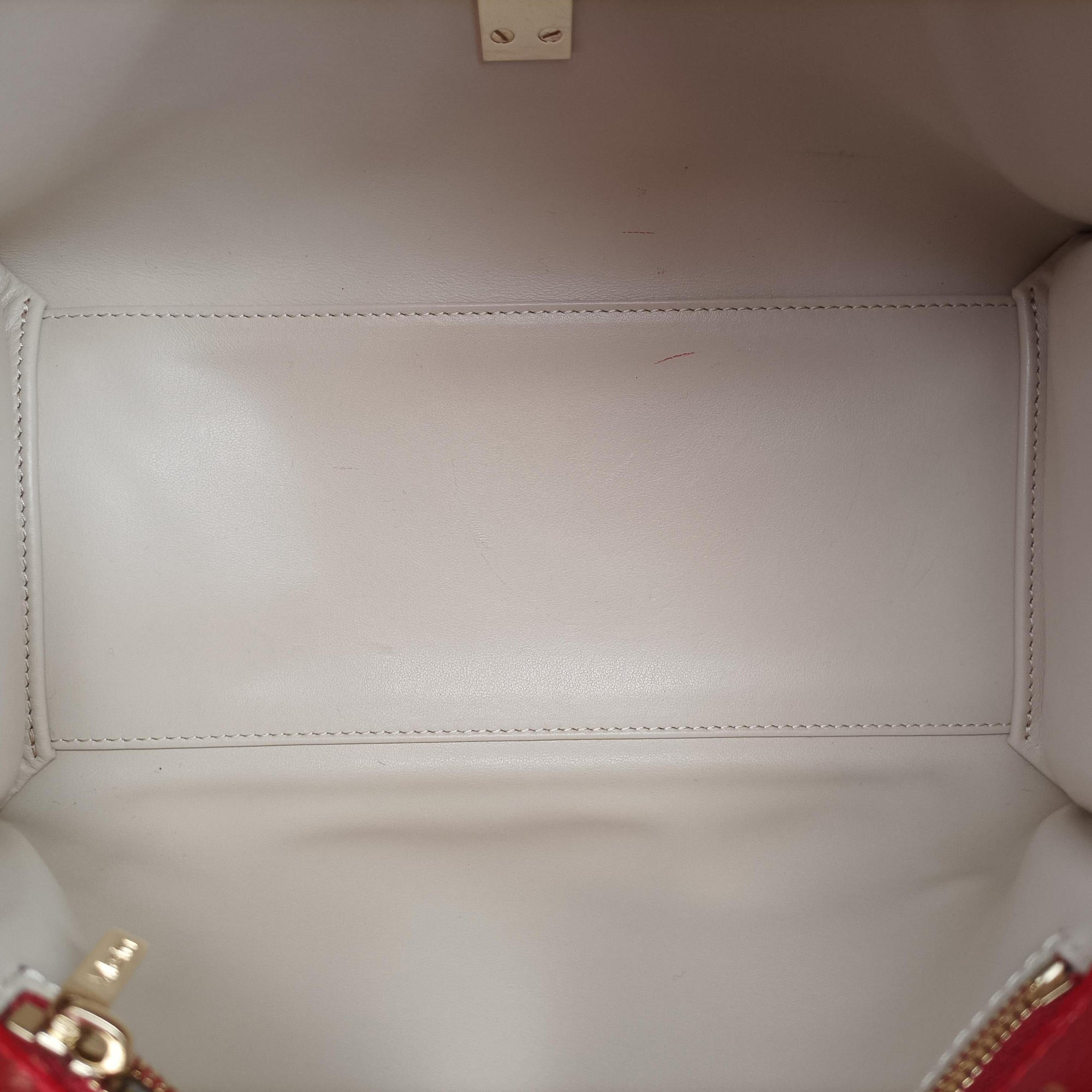Secondhand Valextra Iside Red Calfskin  shoulderbag | stylenewstar