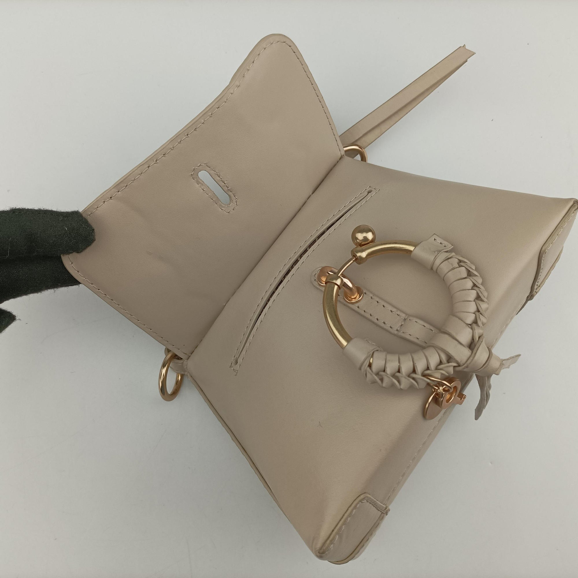 Pre-owned See By Chloe Sac joan Beige Leather  handbag | stylenewstar