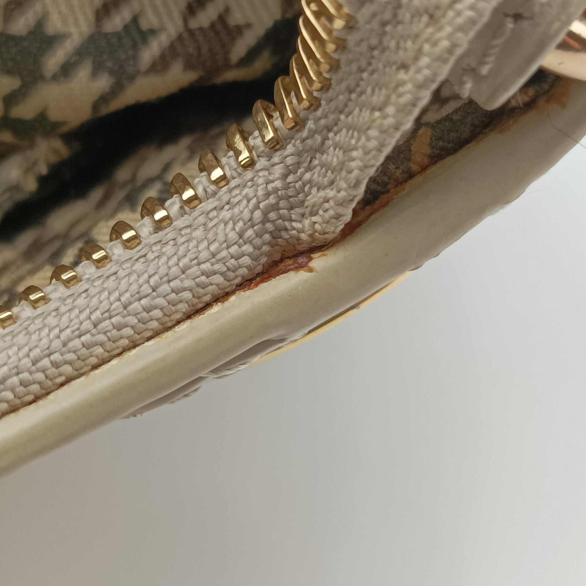 Pre-owned See By Chloe Sac joan Beige Leather  handbag | stylenewstar