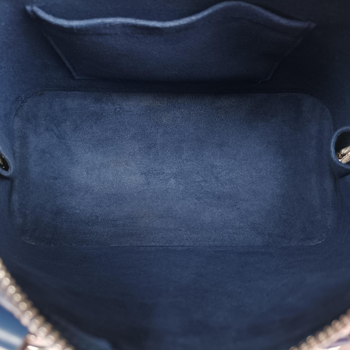 Vintage Louis Vuitton Alma BB navy Epi M40855 shoulderbag | stylenewstar