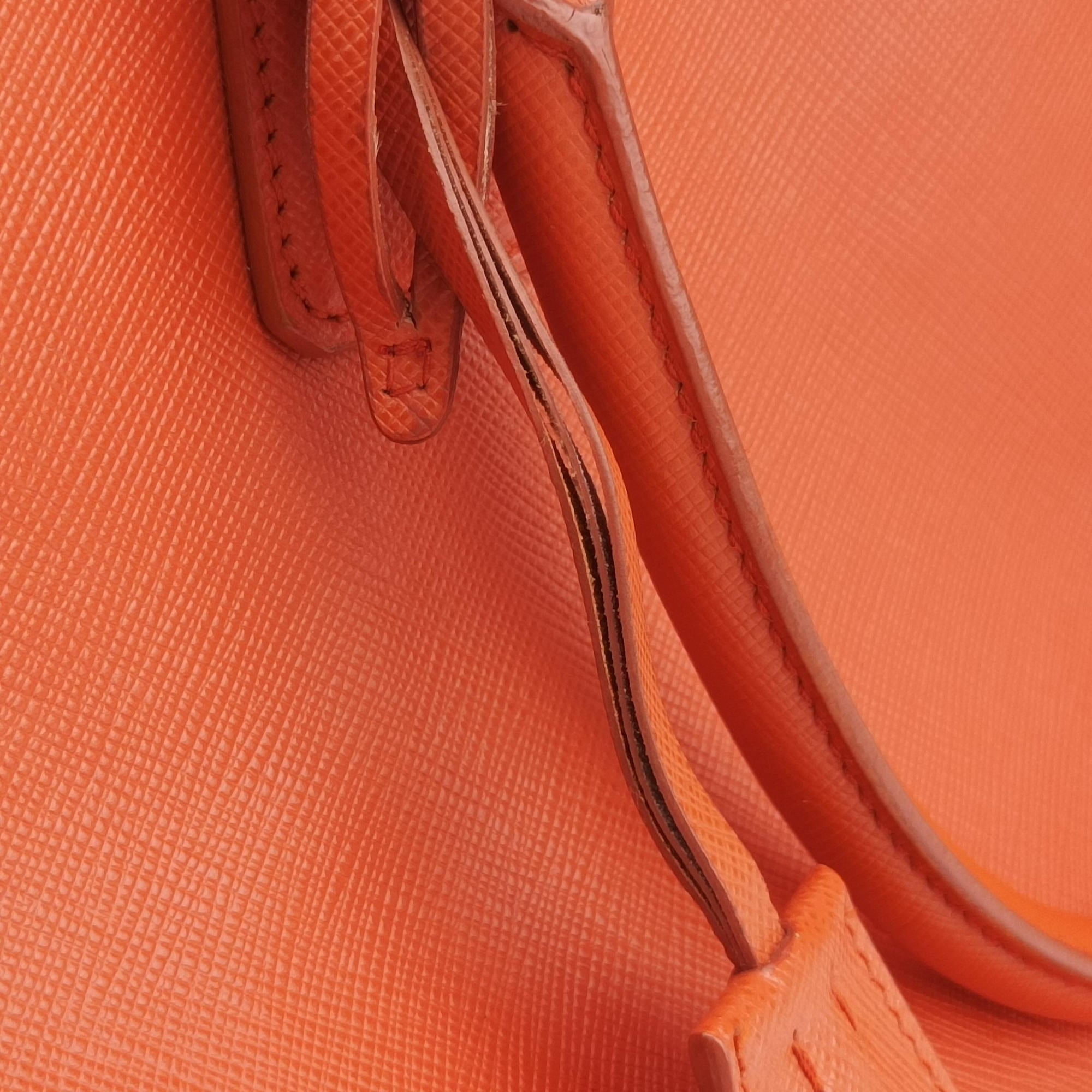 Pre-owned Prada Galleria Orange SAFFIANO Leather BN1844 handbag | stylenewstar