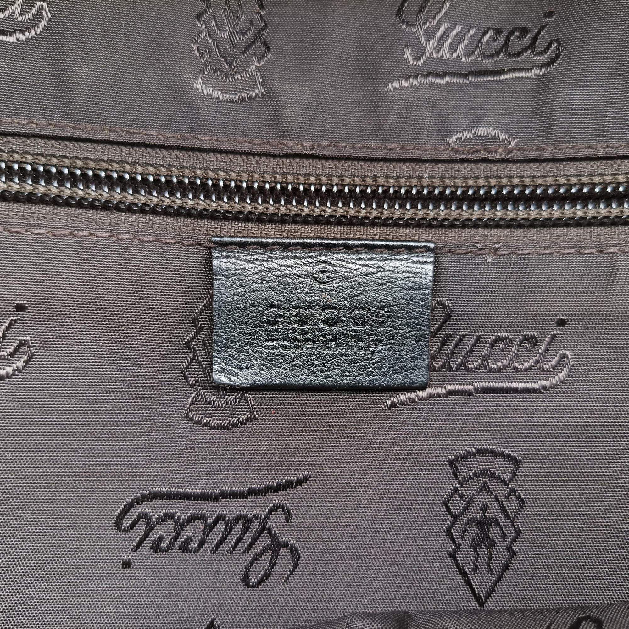 Secondhand Gucci Guccissima briefcase Black Leather 208463 handbag | stylenewstar