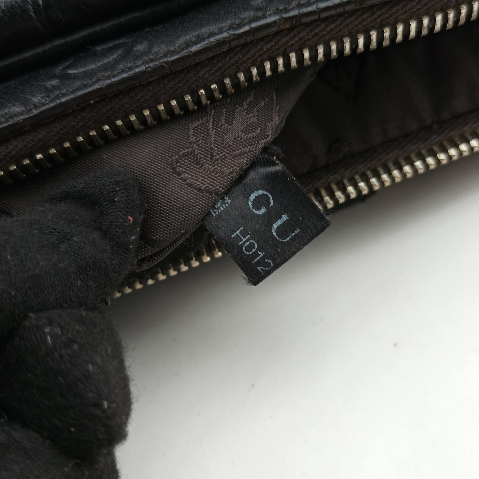 Secondhand Gucci Guccissima briefcase Black Leather 208463 handbag | stylenewstar