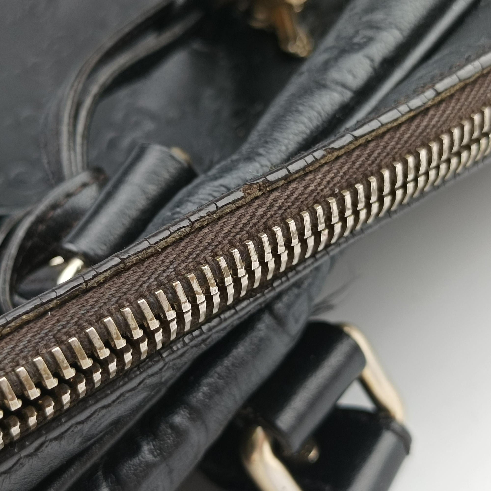 Secondhand Gucci Guccissima briefcase Black Leather 208463 handbag | stylenewstar