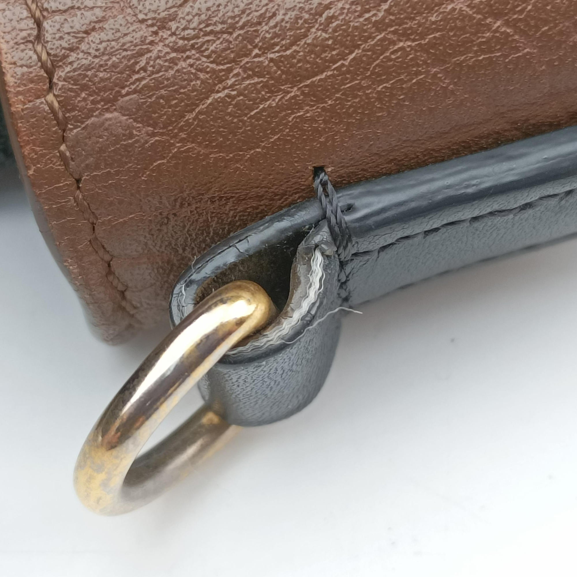 Pre-owned Celine luggage nano shopper Red×Black×Brown leather  handbag | stylenewstar