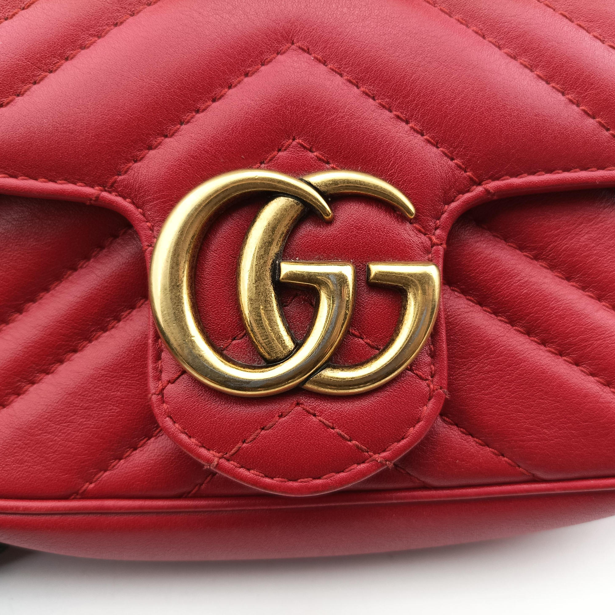 Secondhand Gucci GG Marmont Red Leather 476433 shoulderbag | stylenewstar