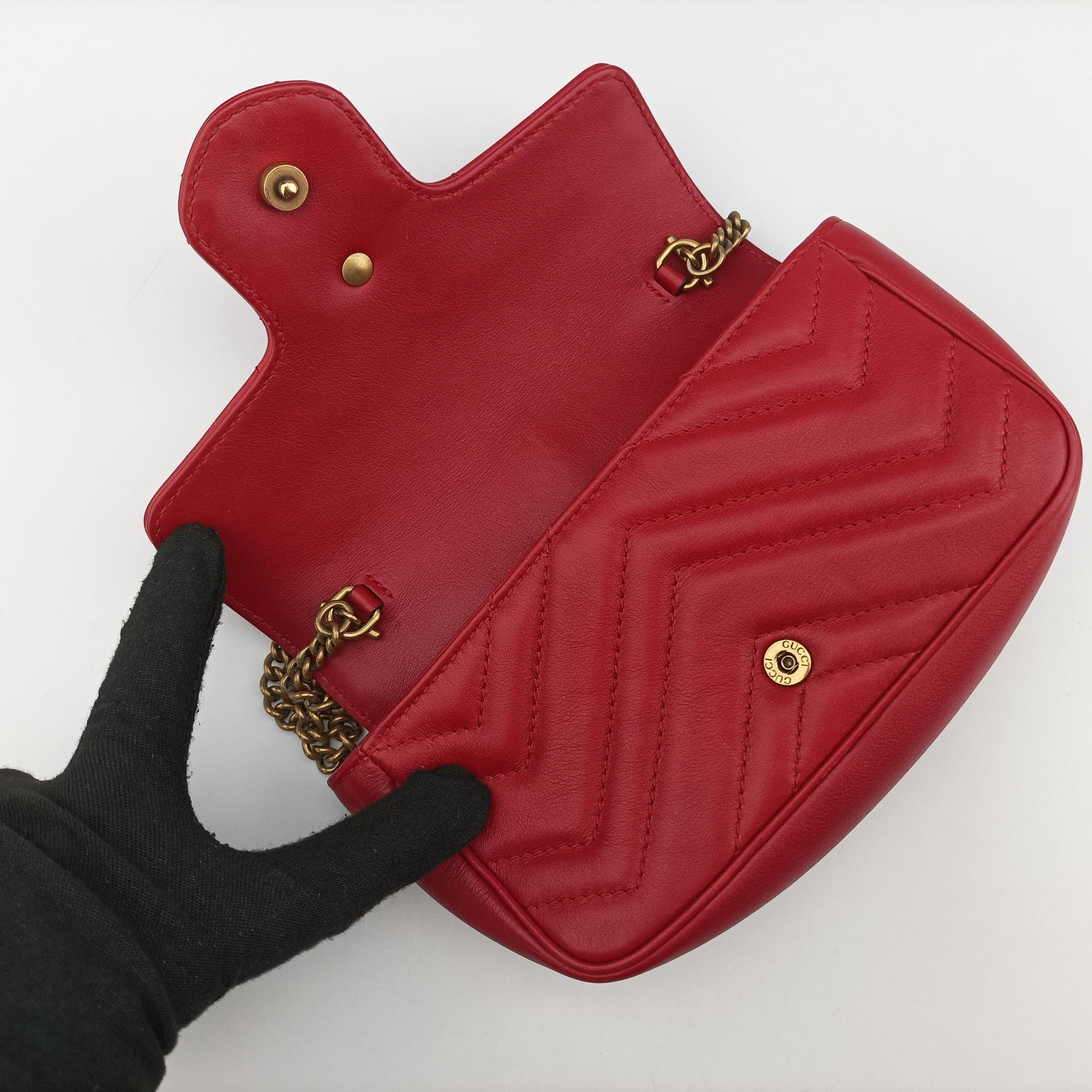 Secondhand Gucci GG Marmont Red Leather 476433 shoulderbag | stylenewstar