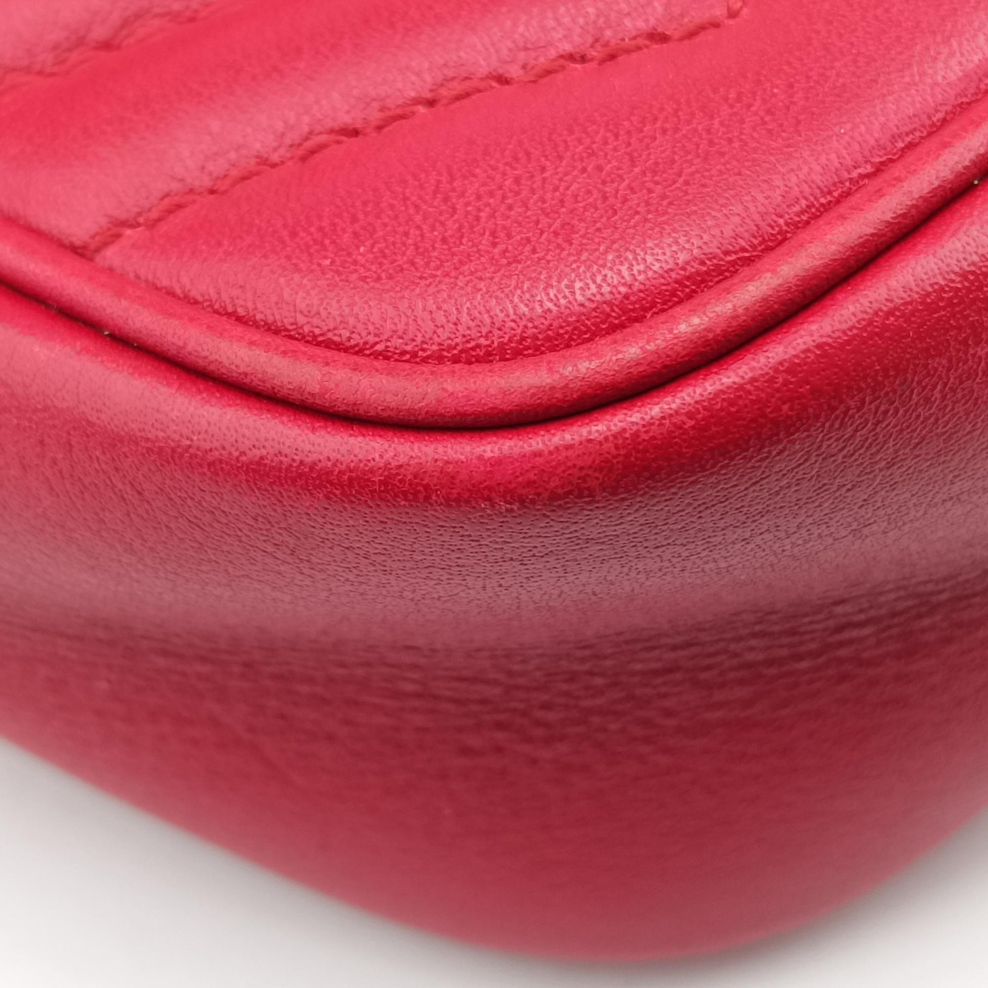 Secondhand Gucci GG Marmont Red Leather 476433 shoulderbag | stylenewstar