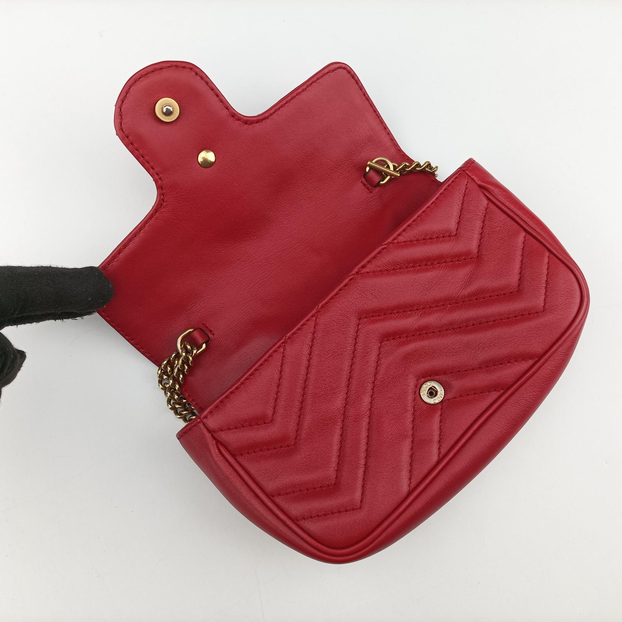 Secondhand Gucci GG Marmont Red Leather 476433 shoulderbag | stylenewstar