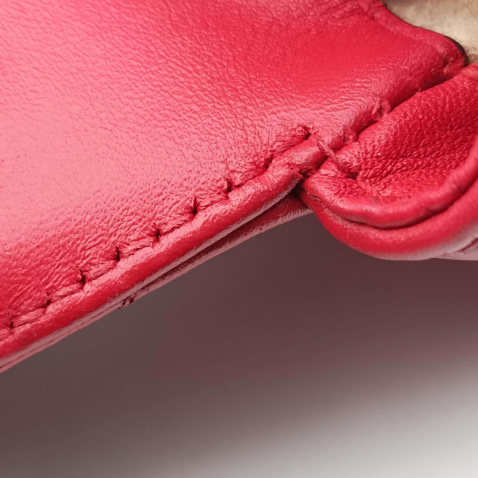 Secondhand Gucci GG Marmont Red Leather 476433 shoulderbag | stylenewstar