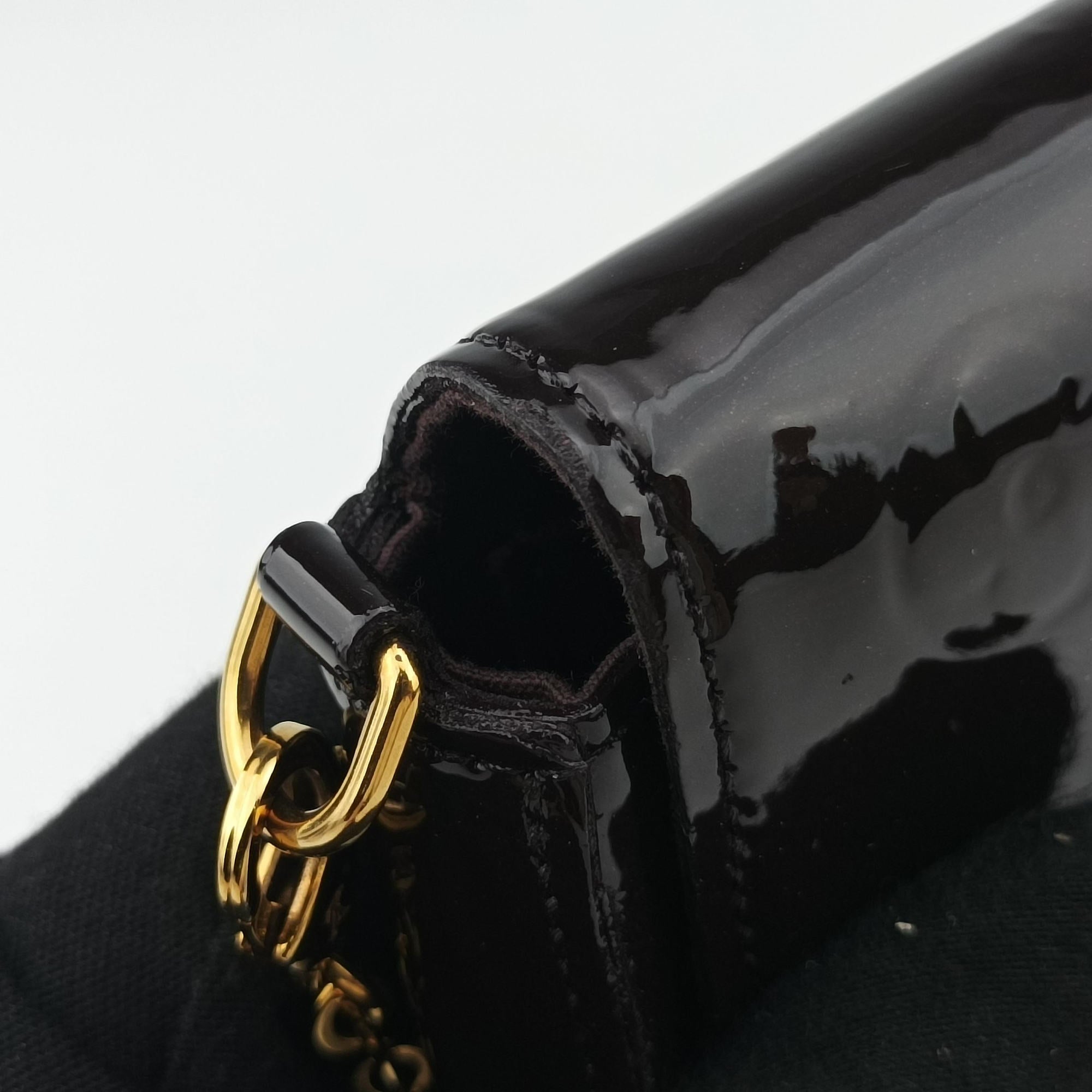 Pre-owned Louis Vuitton Pochette Félice Amarante Vernis M61267 shoulderbag | stylenewstar