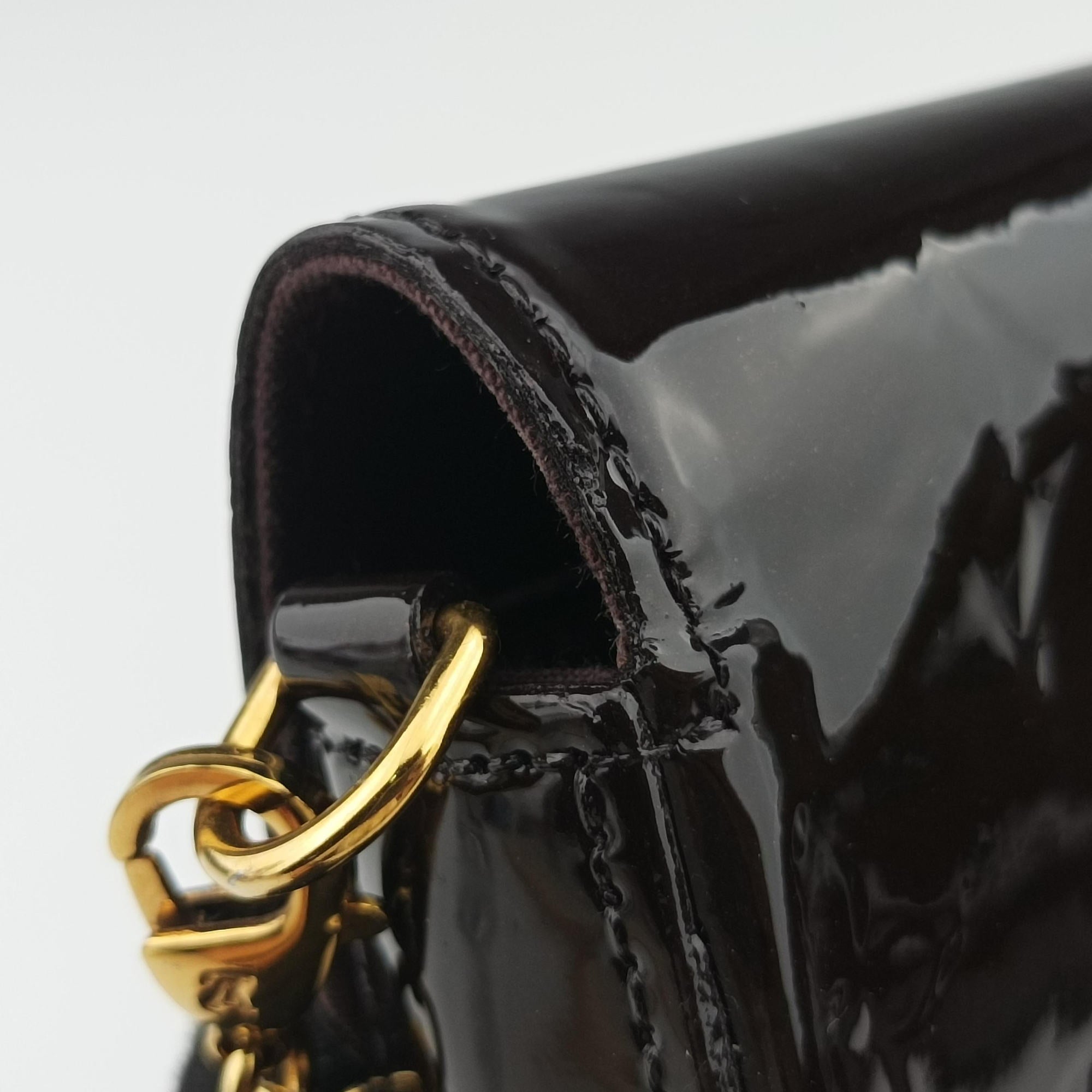 Pre-owned Louis Vuitton Pochette Félice Amarante Vernis M61267 shoulderbag | stylenewstar