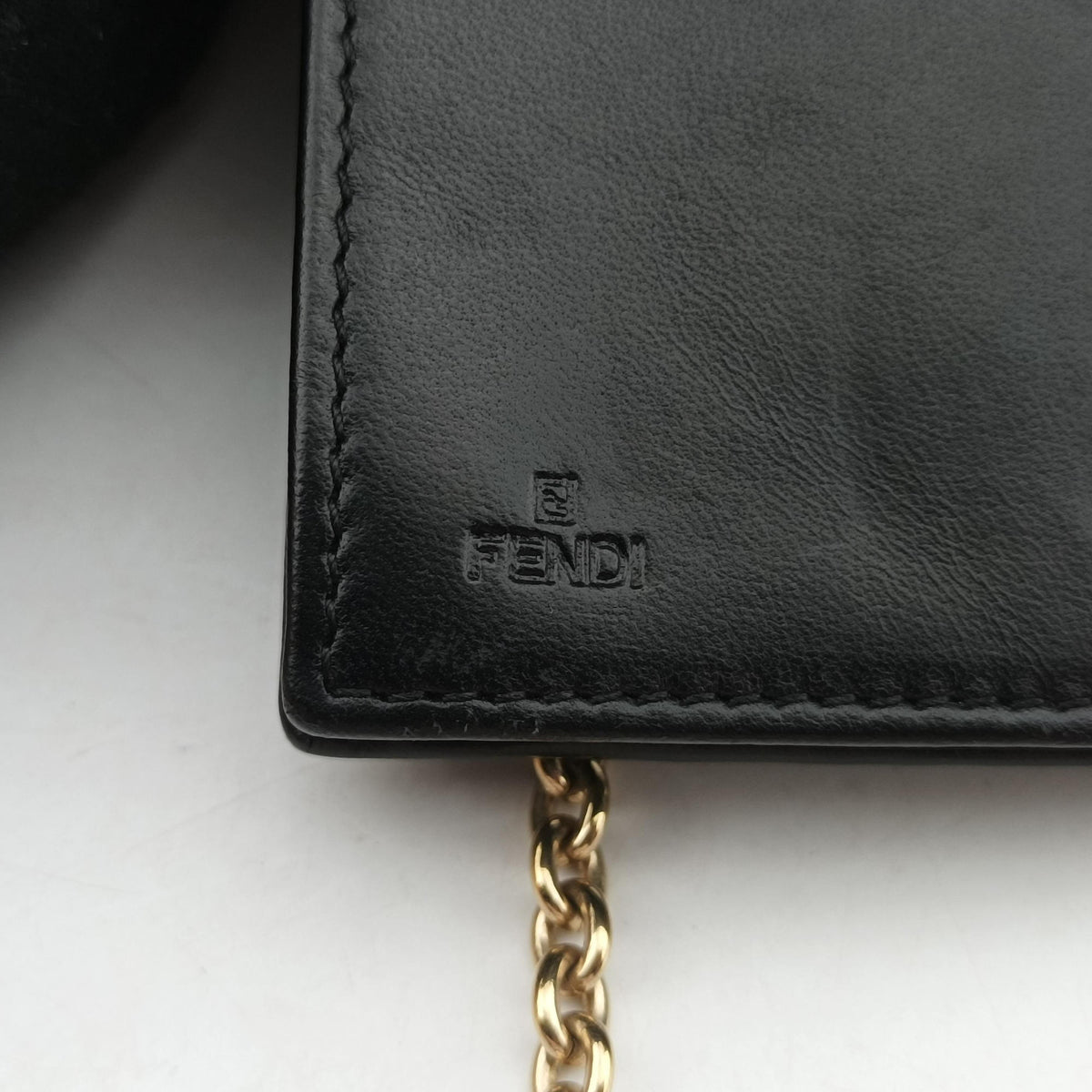 Secondhand Fendi Embossed Logo Black lambskin 8M0219 shoulderbag | stylenewstar