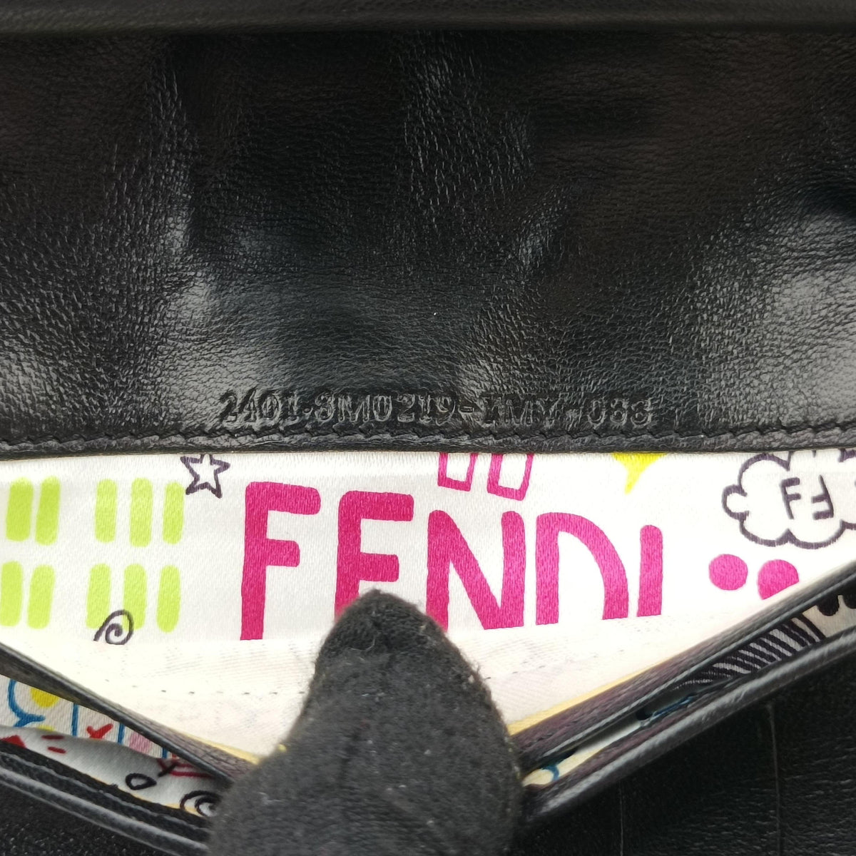 Secondhand Fendi Embossed Logo Black lambskin 8M0219 shoulderbag | stylenewstar