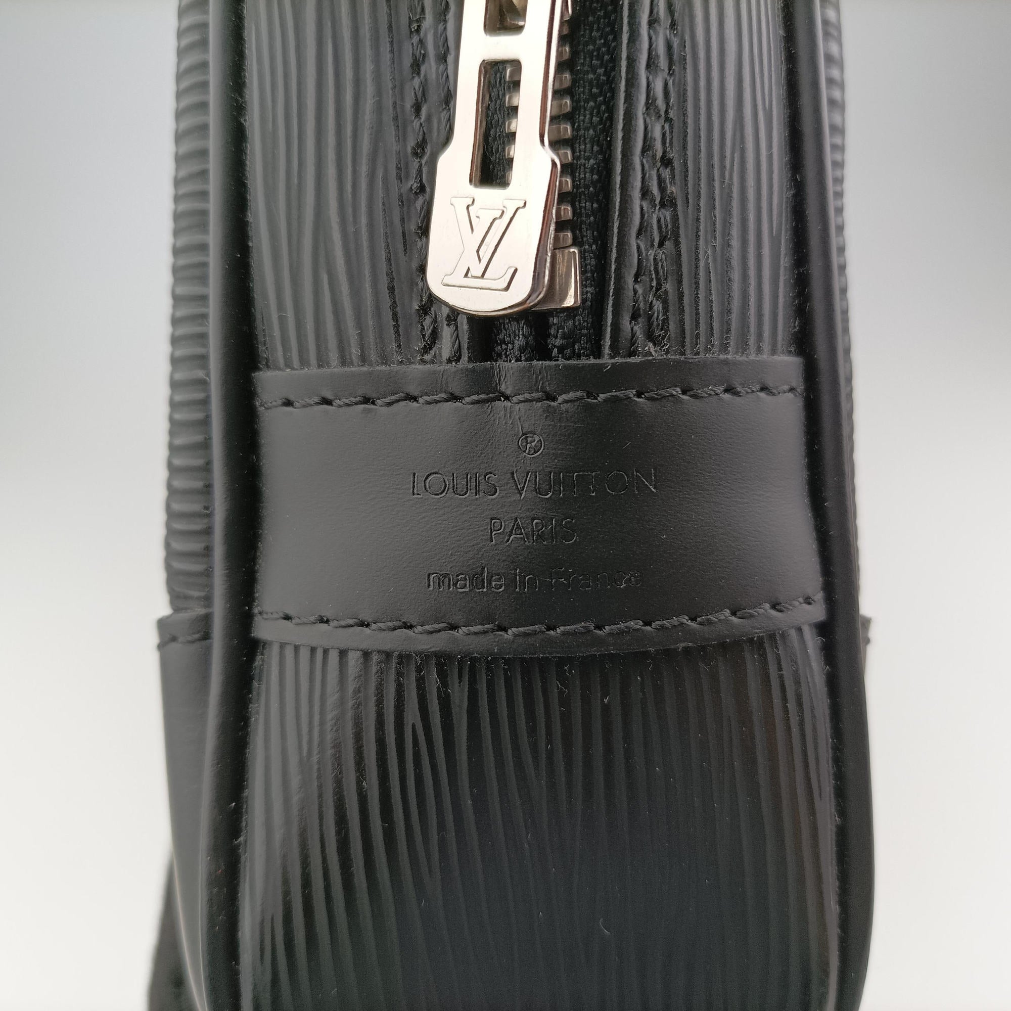 Pre-owned Louis Vuitton Porto Document Voyage Noir Epi M59162 handbag | stylenewstar