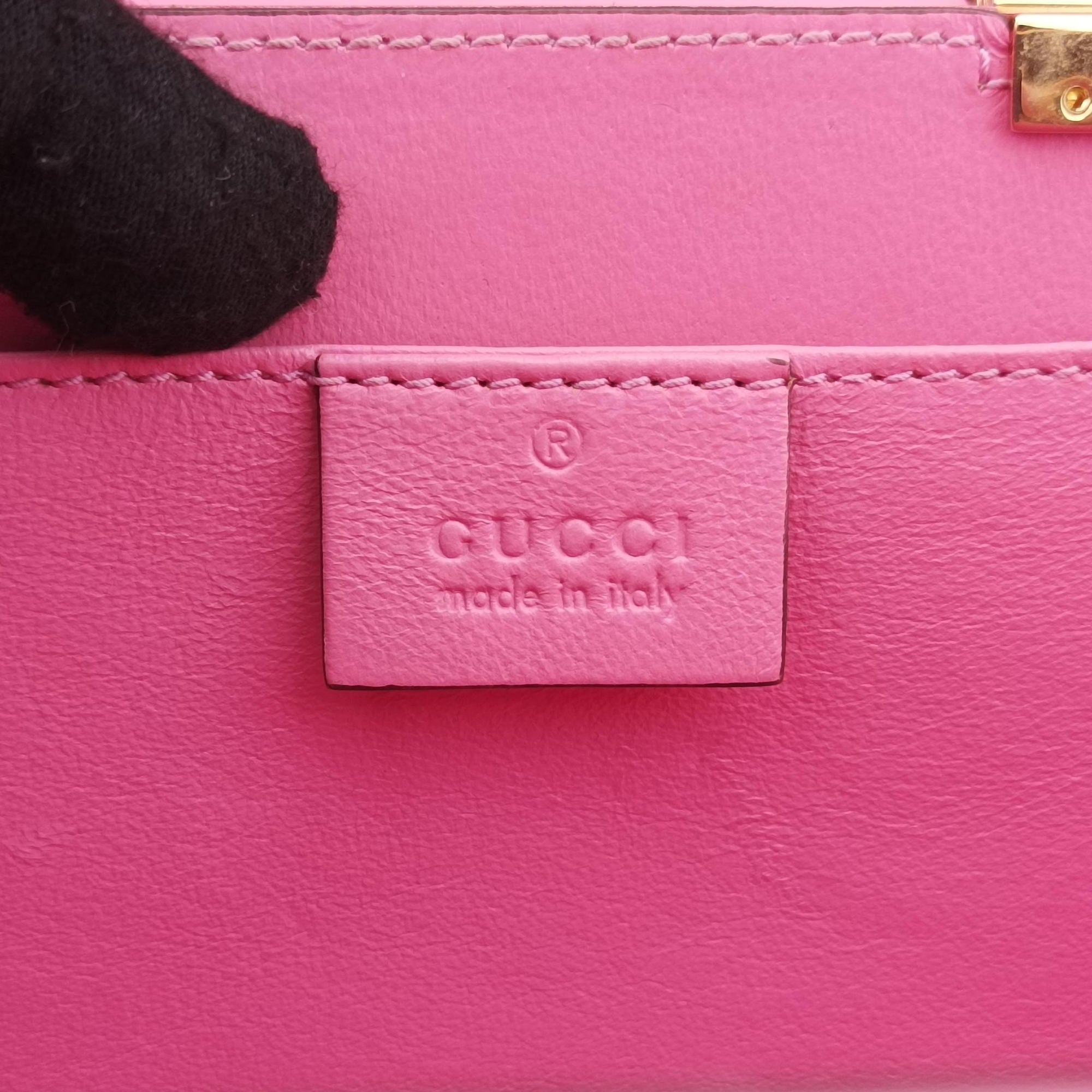 Pre-owned Gucci Sylvie 1969 Acrylic Mini Hand Pink Acrylic 589482 shoulderbag | stylenewstar