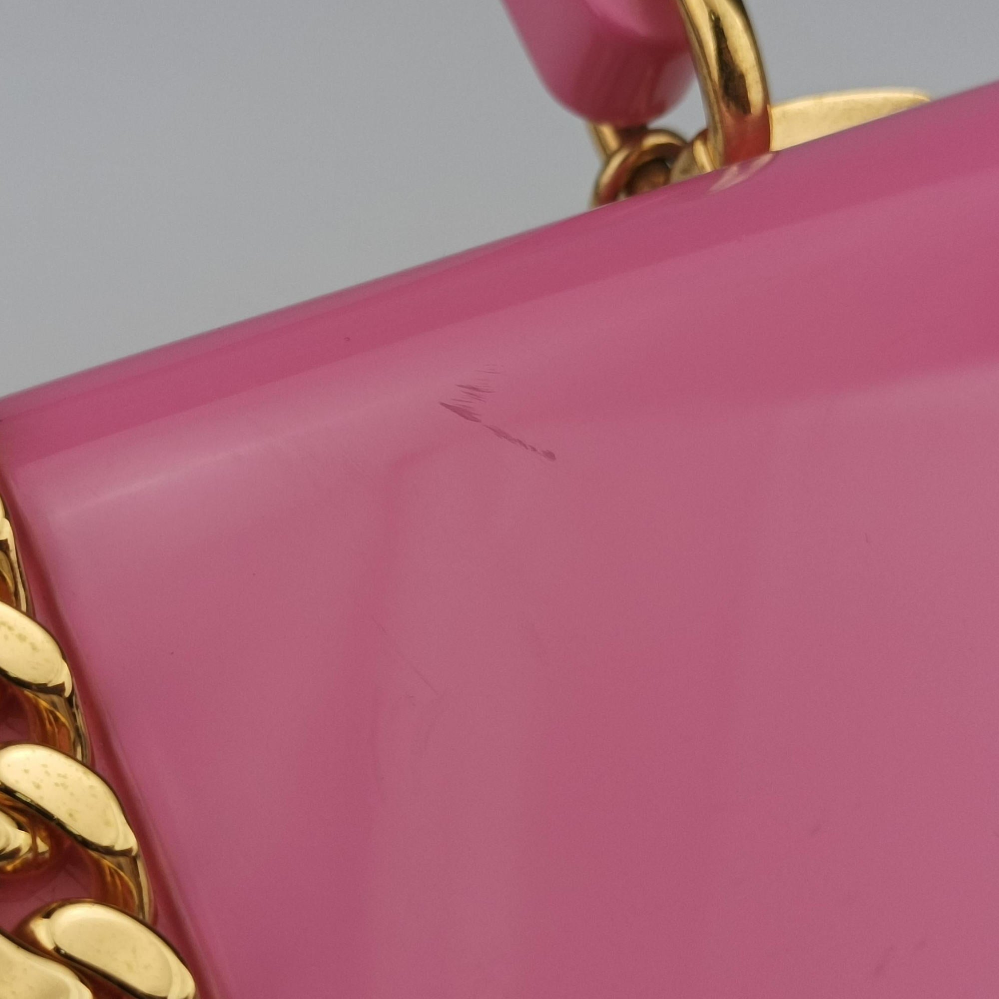Pre-owned Gucci Sylvie 1969 Acrylic Mini Hand Pink Acrylic 589482 shoulderbag | stylenewstar