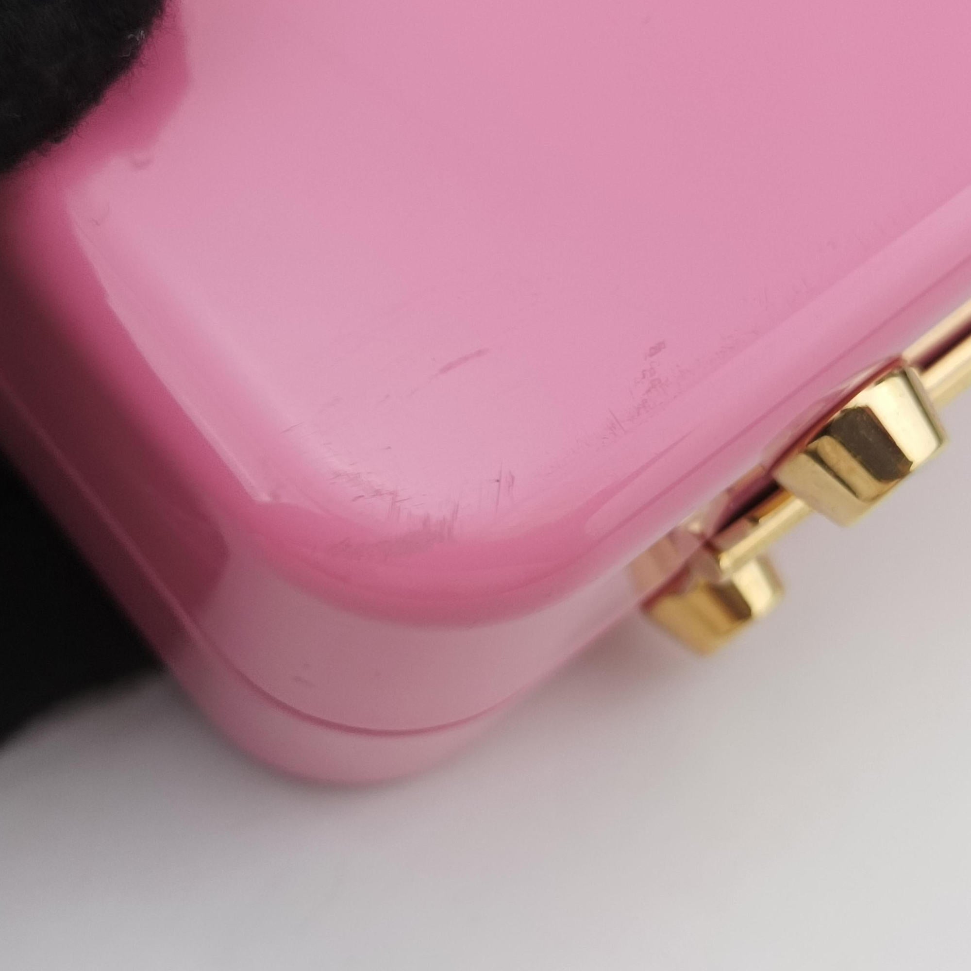 Pre-owned Gucci Sylvie 1969 Acrylic Mini Hand Pink Acrylic 589482 shoulderbag | stylenewstar