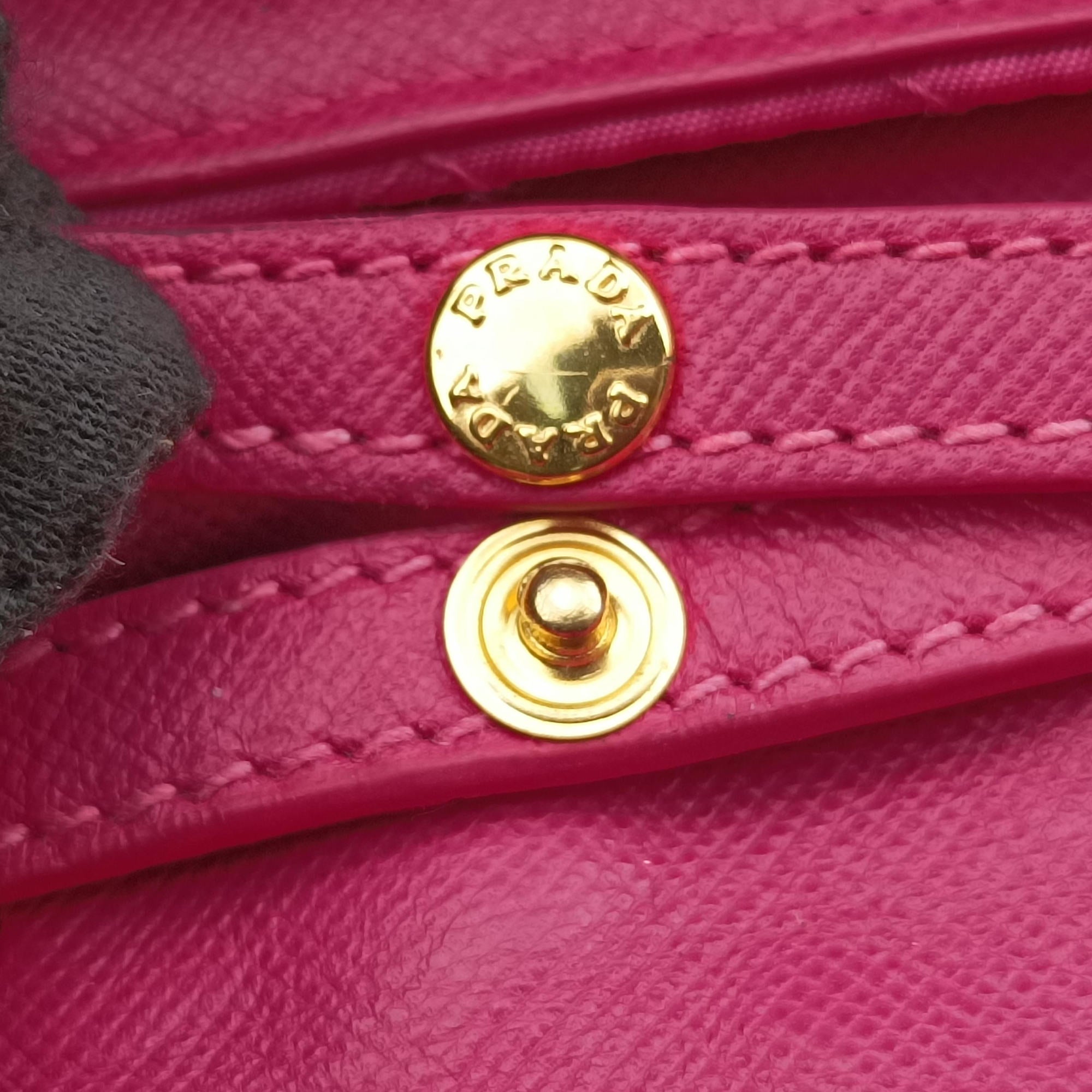 Pre-owned Prada Chain Quilting Flap Rose nylon  shoulderbag | stylenewstar