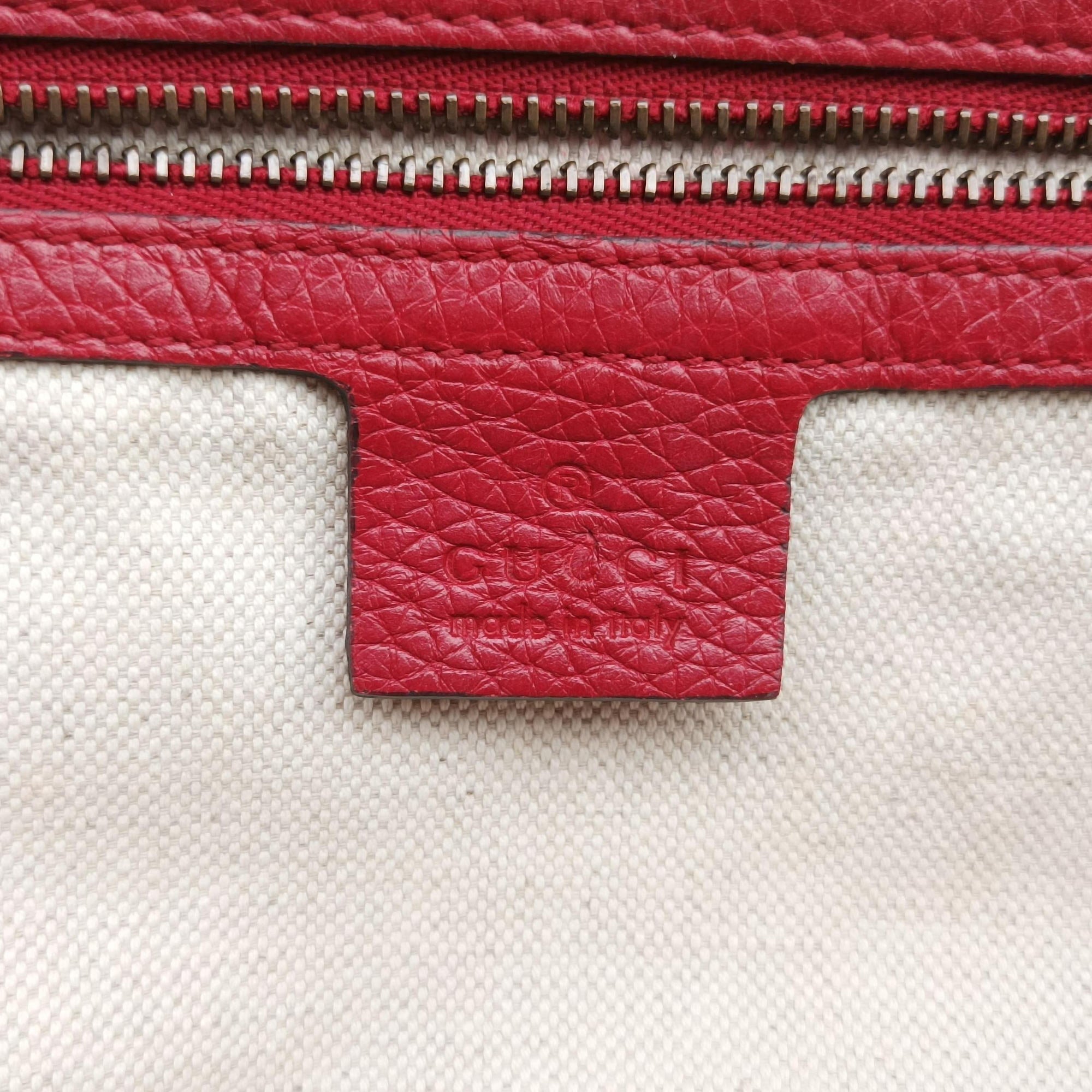 Pre-owned Gucci GG Marmont Red Leather 421890 shoulderbag | stylenewstar